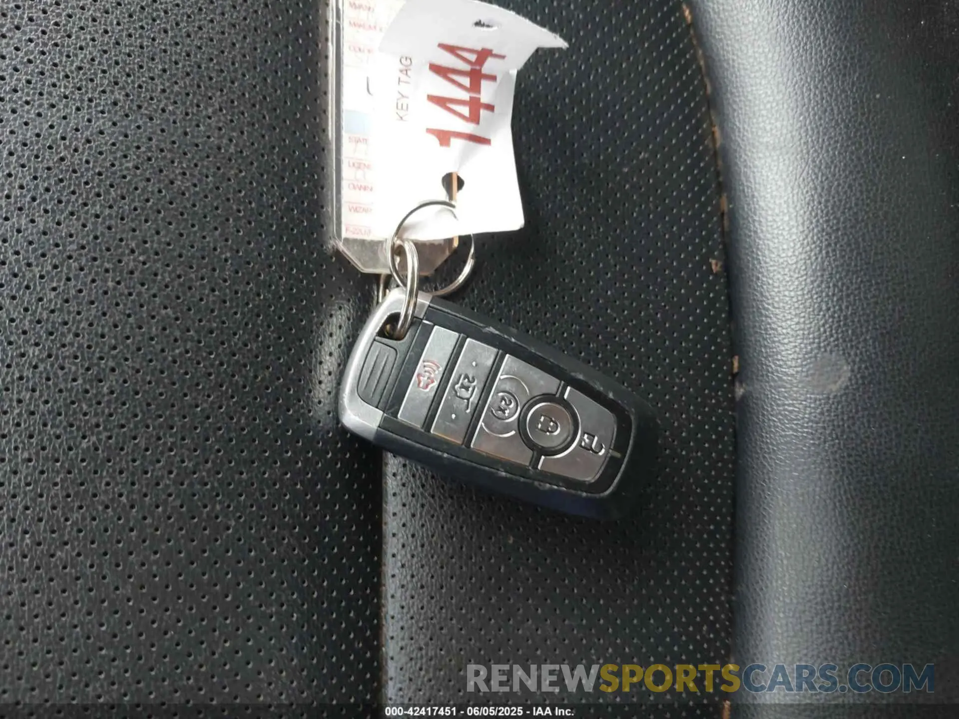 11 Фотография поврежденного автомобиля 1FMCU9H94LUA29583 FORD ESCAPE 2020