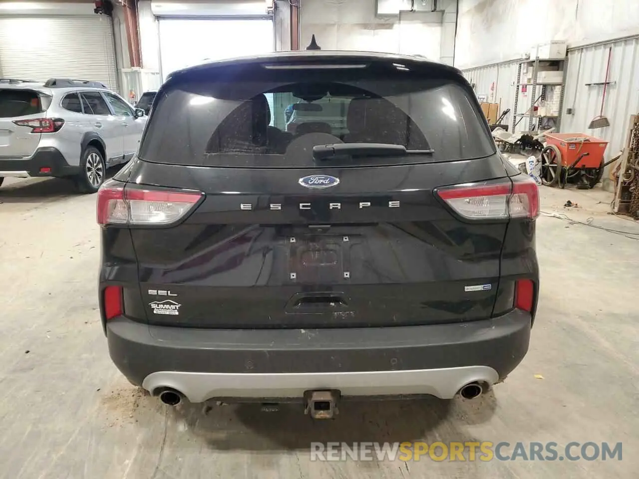 6 Photograph of a damaged car 1FMCU9H94LUB60805 FORD ESCAPE 2020