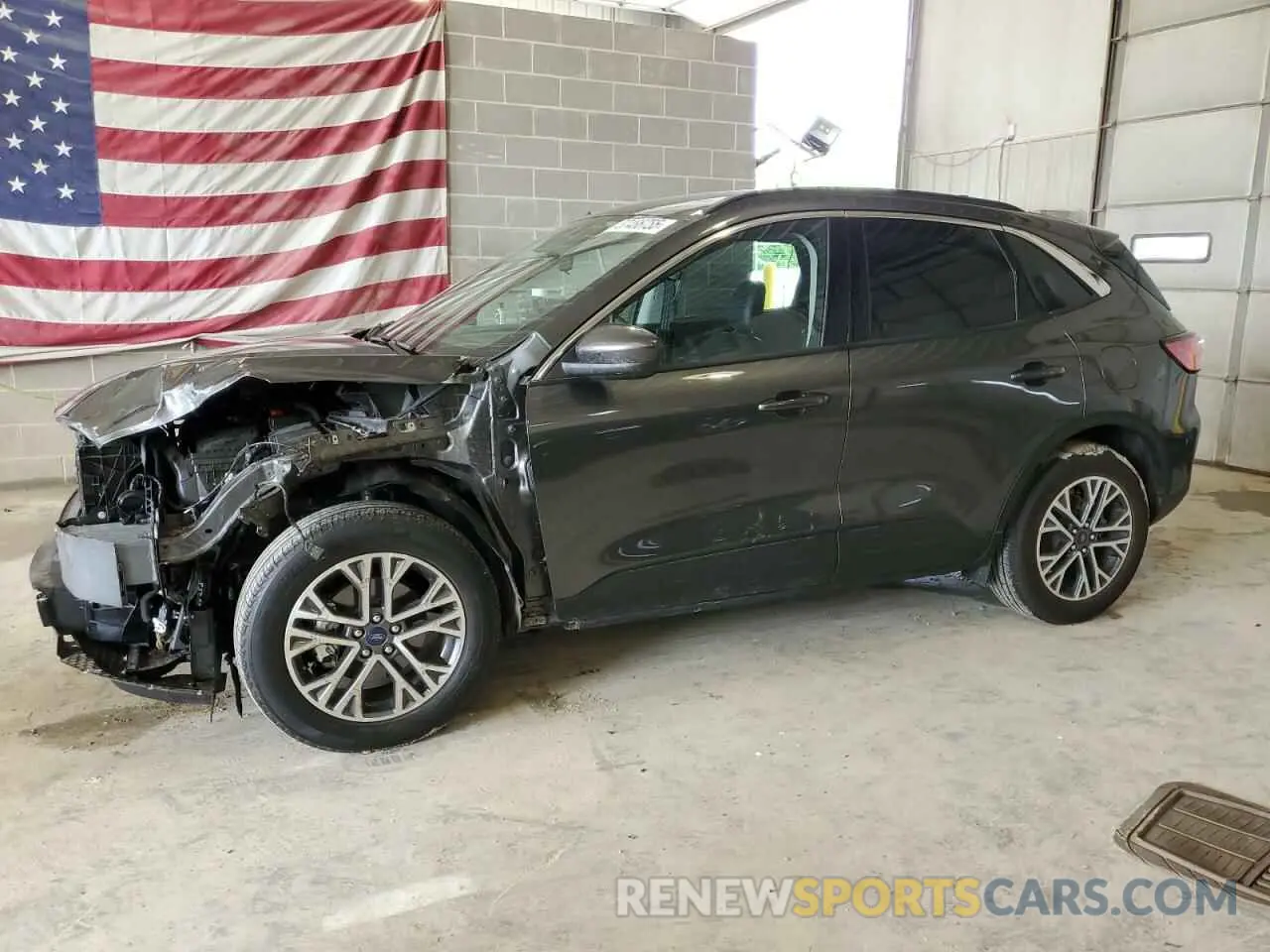 1 Photograph of a damaged car 1FMCU9H94LUC71984 FORD ESCAPE 2020