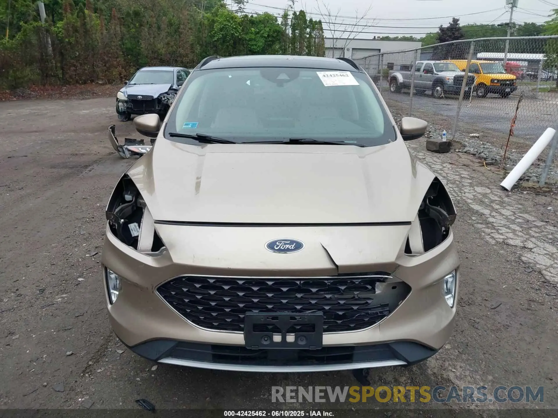 13 Фотография поврежденного автомобиля 1FMCU9H95LUC37519 FORD ESCAPE 2020