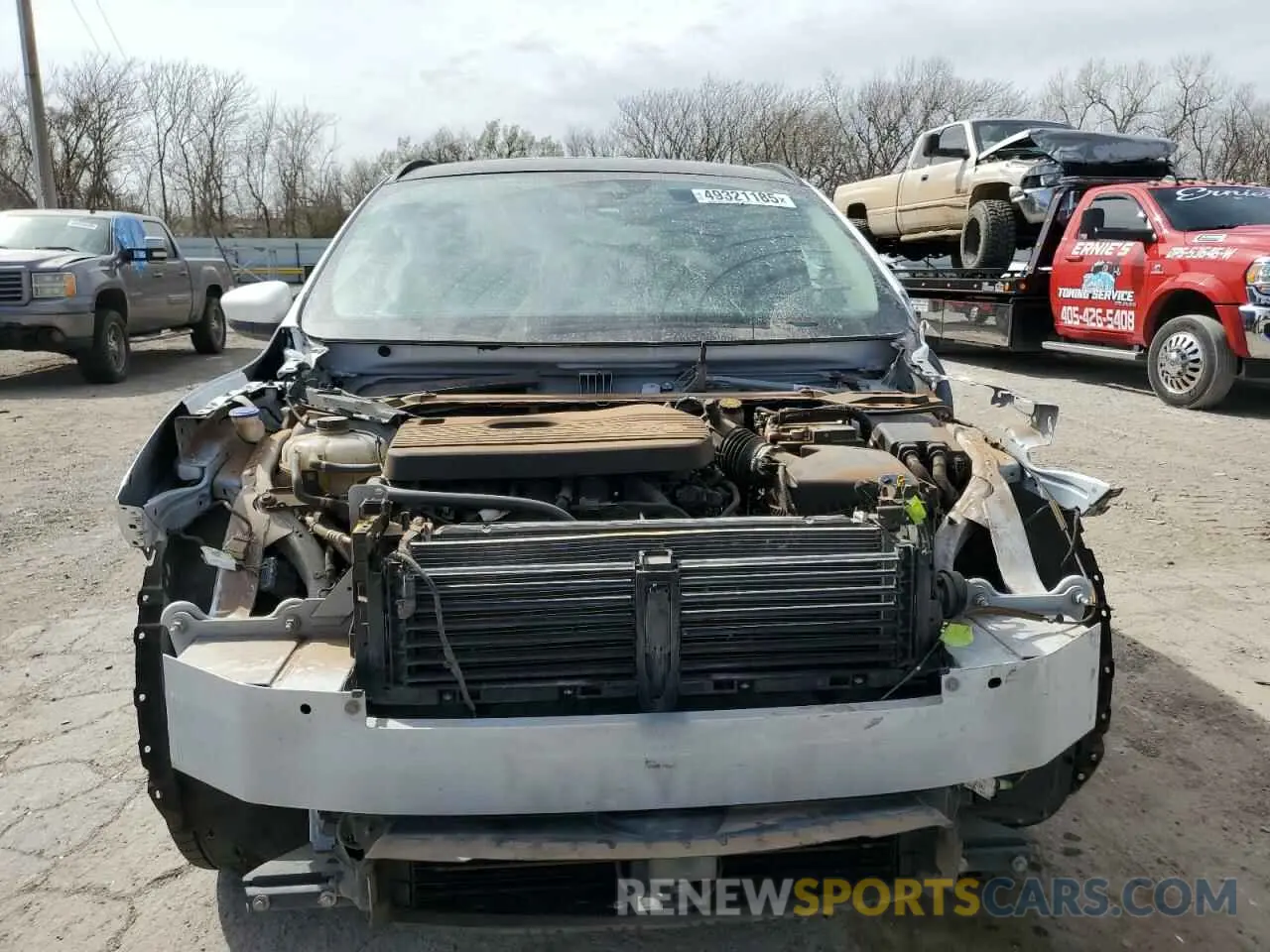 5 Photograph of a damaged car 1FMCU9H9XLUA00296 FORD ESCAPE 2020