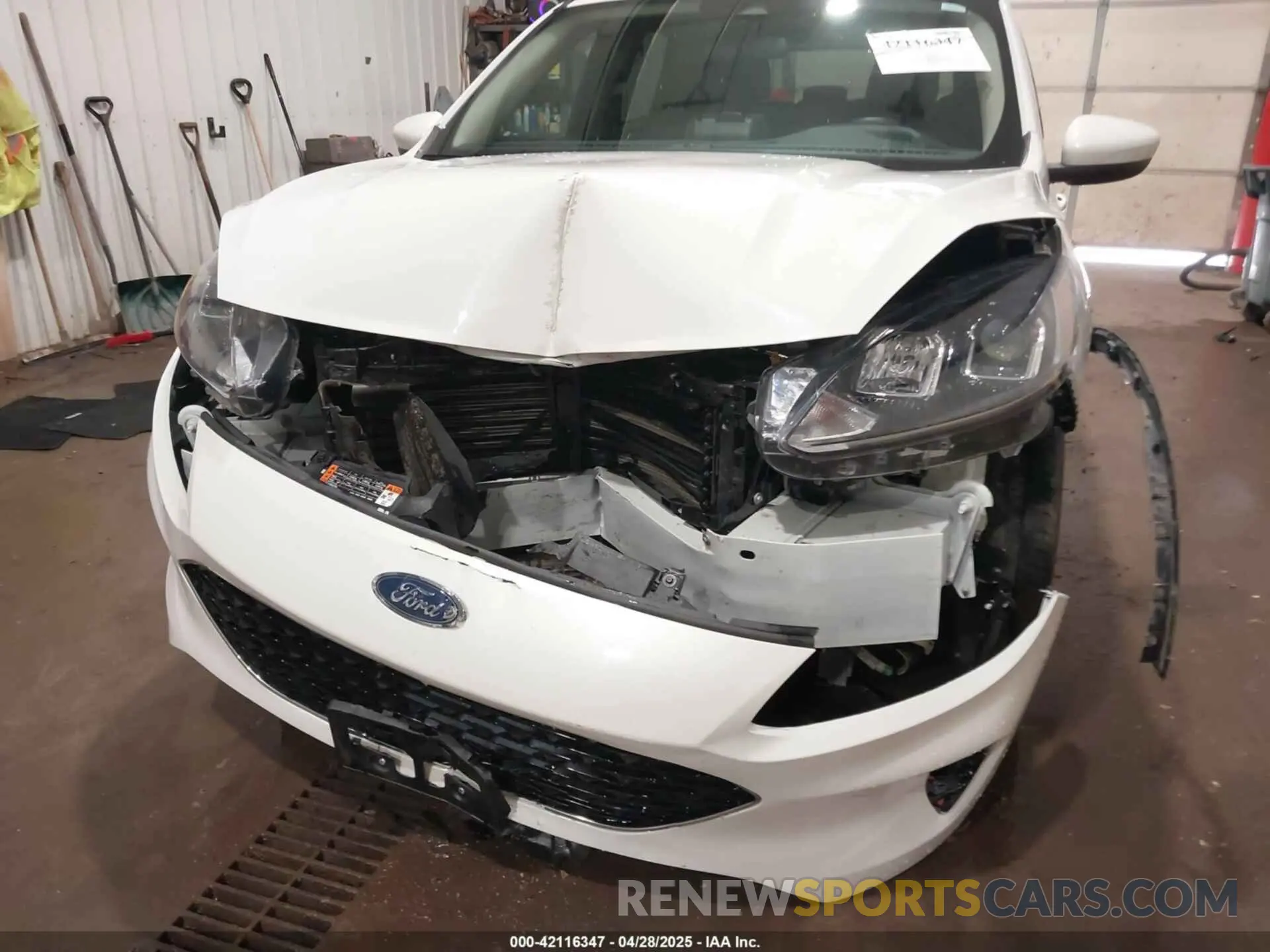 6 Фотография поврежденного автомобиля 1FMCU9H9XLUA11251 FORD ESCAPE 2020
