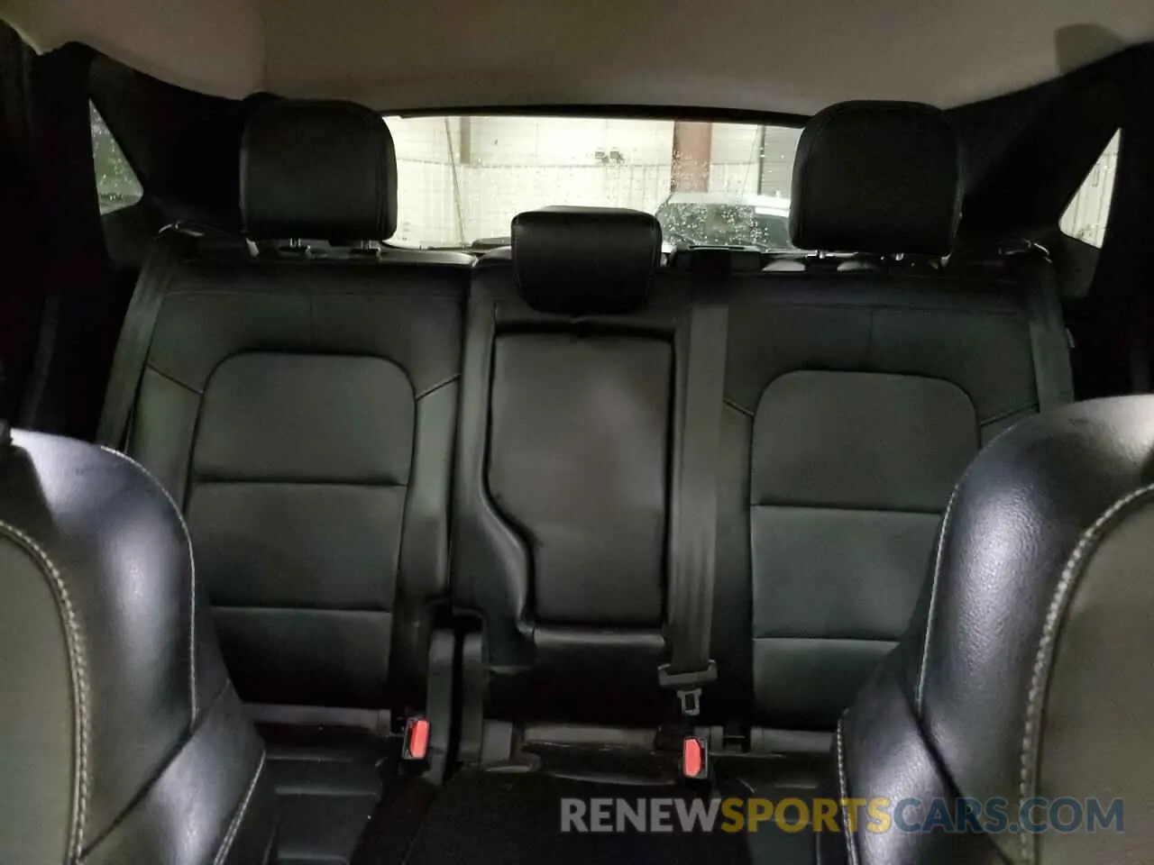 10 Фотография поврежденного автомобиля 1FMCU9J90LUA18350 FORD ESCAPE 2020