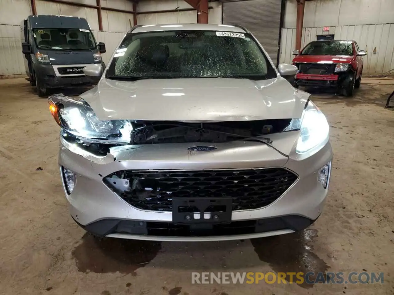 5 Фотография поврежденного автомобиля 1FMCU9J90LUA18350 FORD ESCAPE 2020