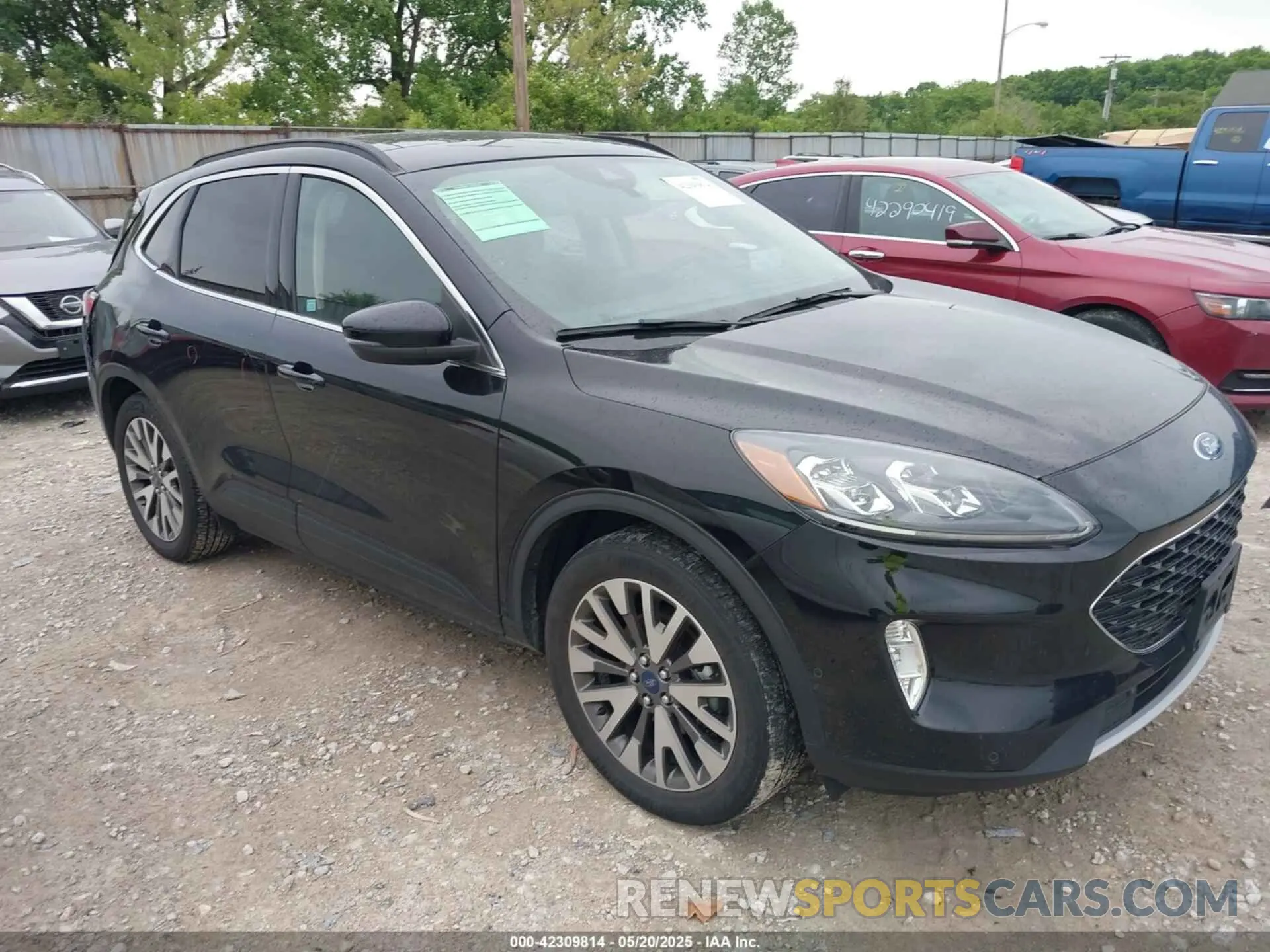 1 Photograph of a damaged car 1FMCU9J90LUA51459 FORD ESCAPE 2020
