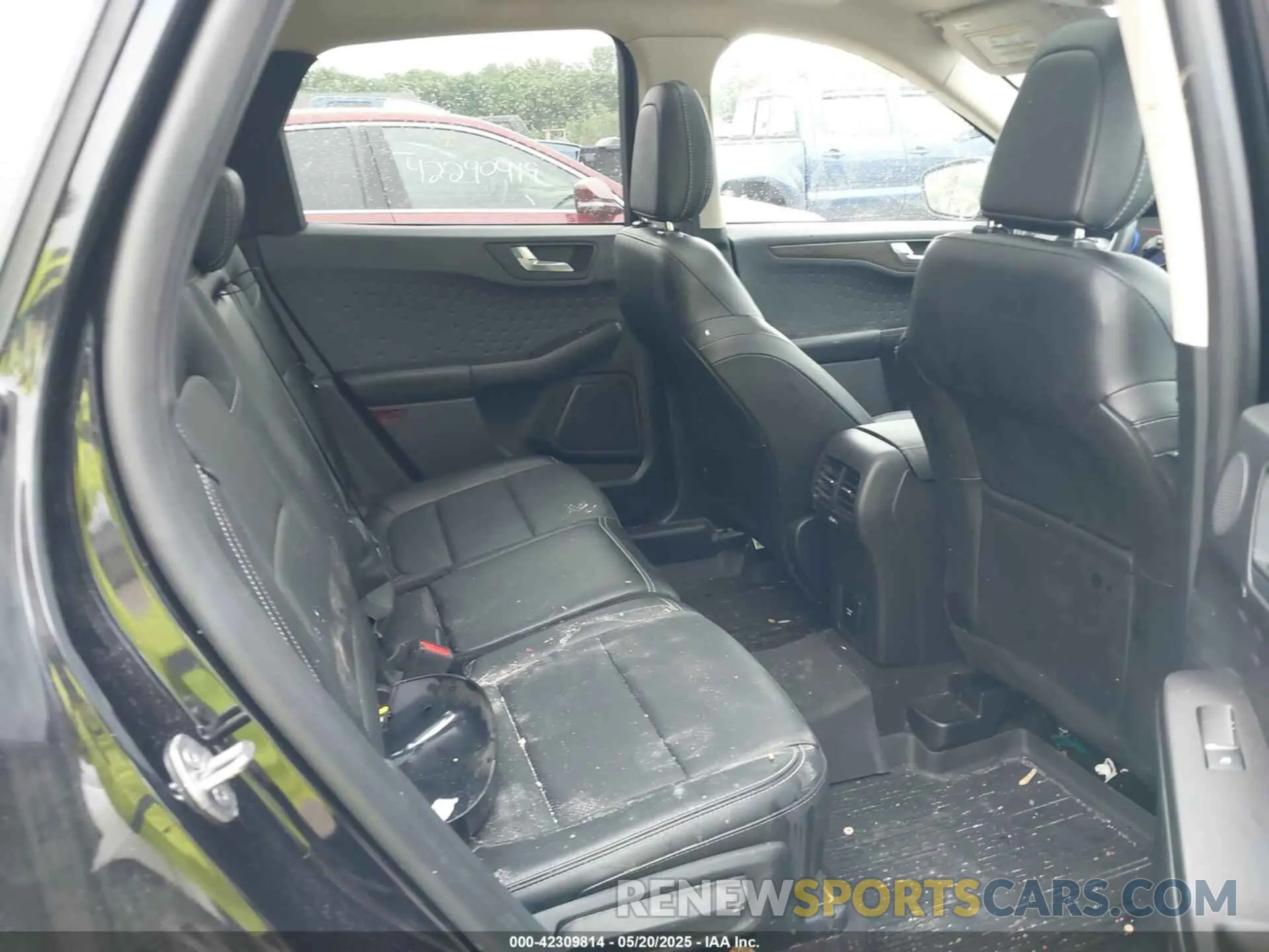 8 Photograph of a damaged car 1FMCU9J90LUA51459 FORD ESCAPE 2020