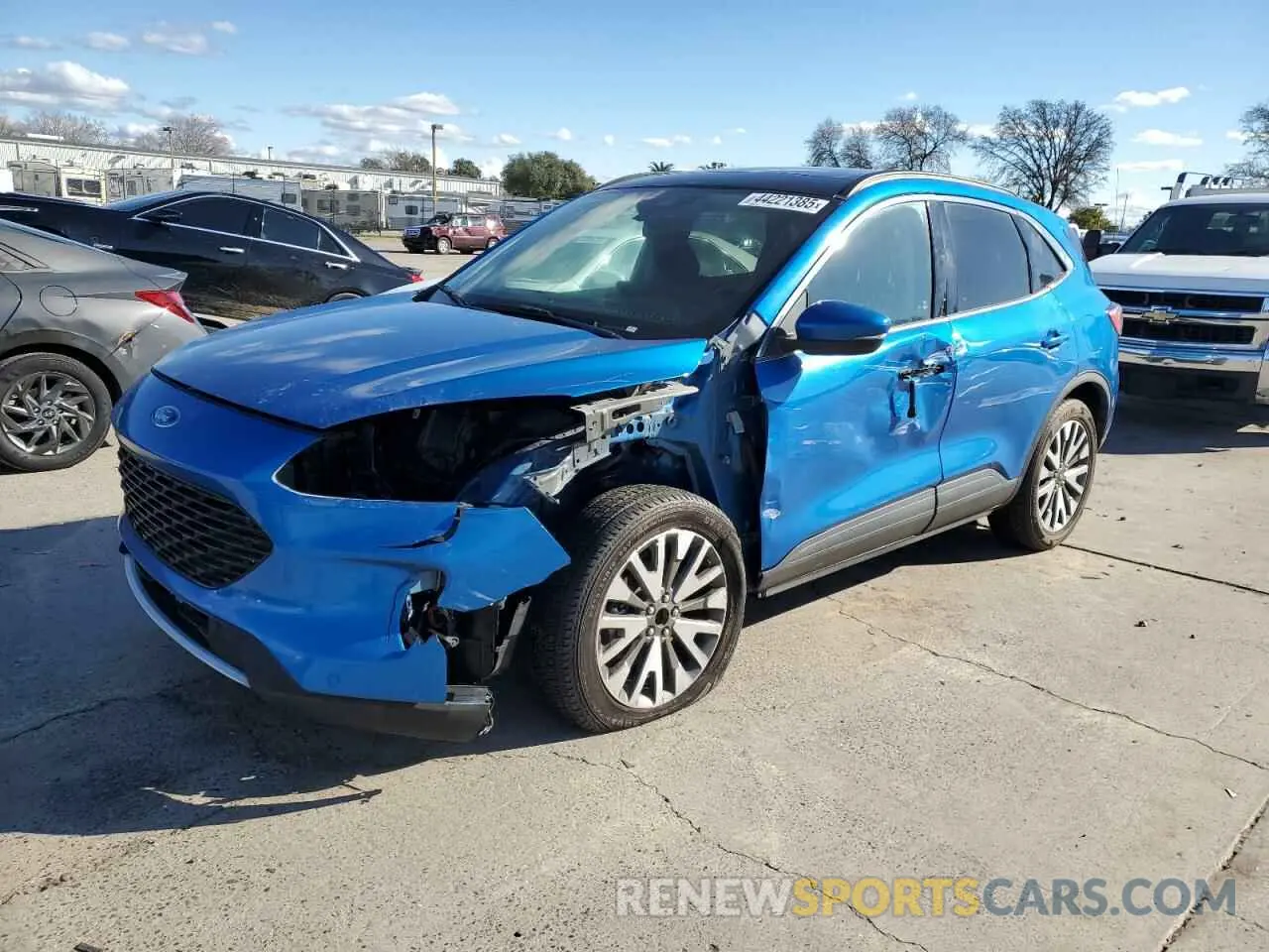 1 Photograph of a damaged car 1FMCU9J90LUB15211 FORD ESCAPE 2020
