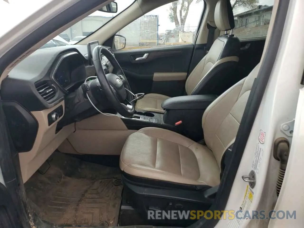 7 Photograph of a damaged car 1FMCU9J90LUB15290 FORD ESCAPE 2020