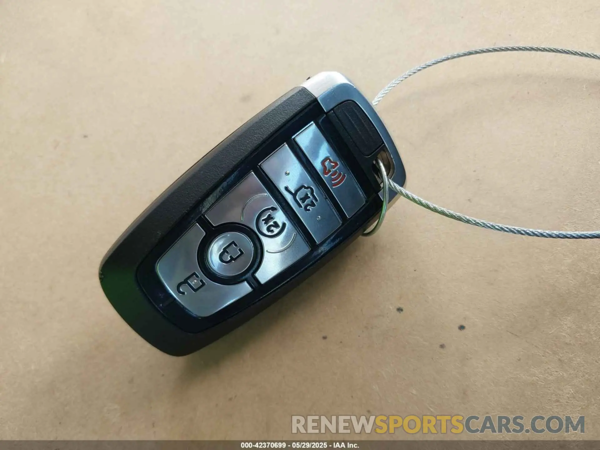 11 Фотография поврежденного автомобиля 1FMCU9J92LUB28137 FORD ESCAPE 2020