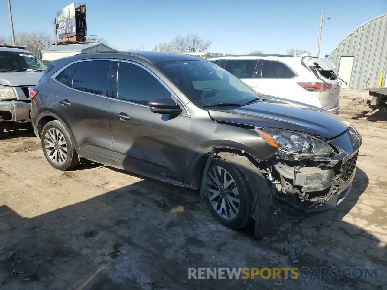 4 Photograph of a damaged car 1FMCU9J92LUB45598 FORD ESCAPE 2020