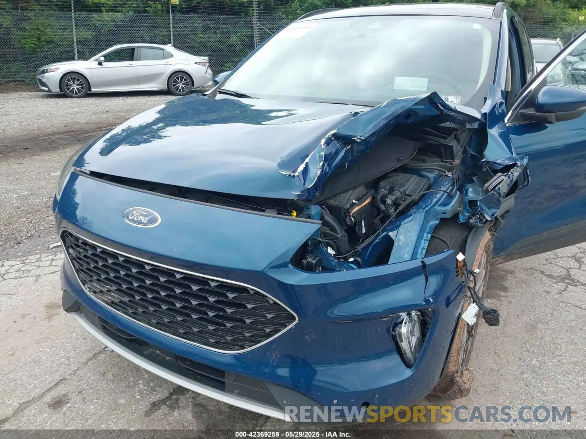 6 Photograph of a damaged car 1FMCU9J92LUC16654 FORD ESCAPE 2020
