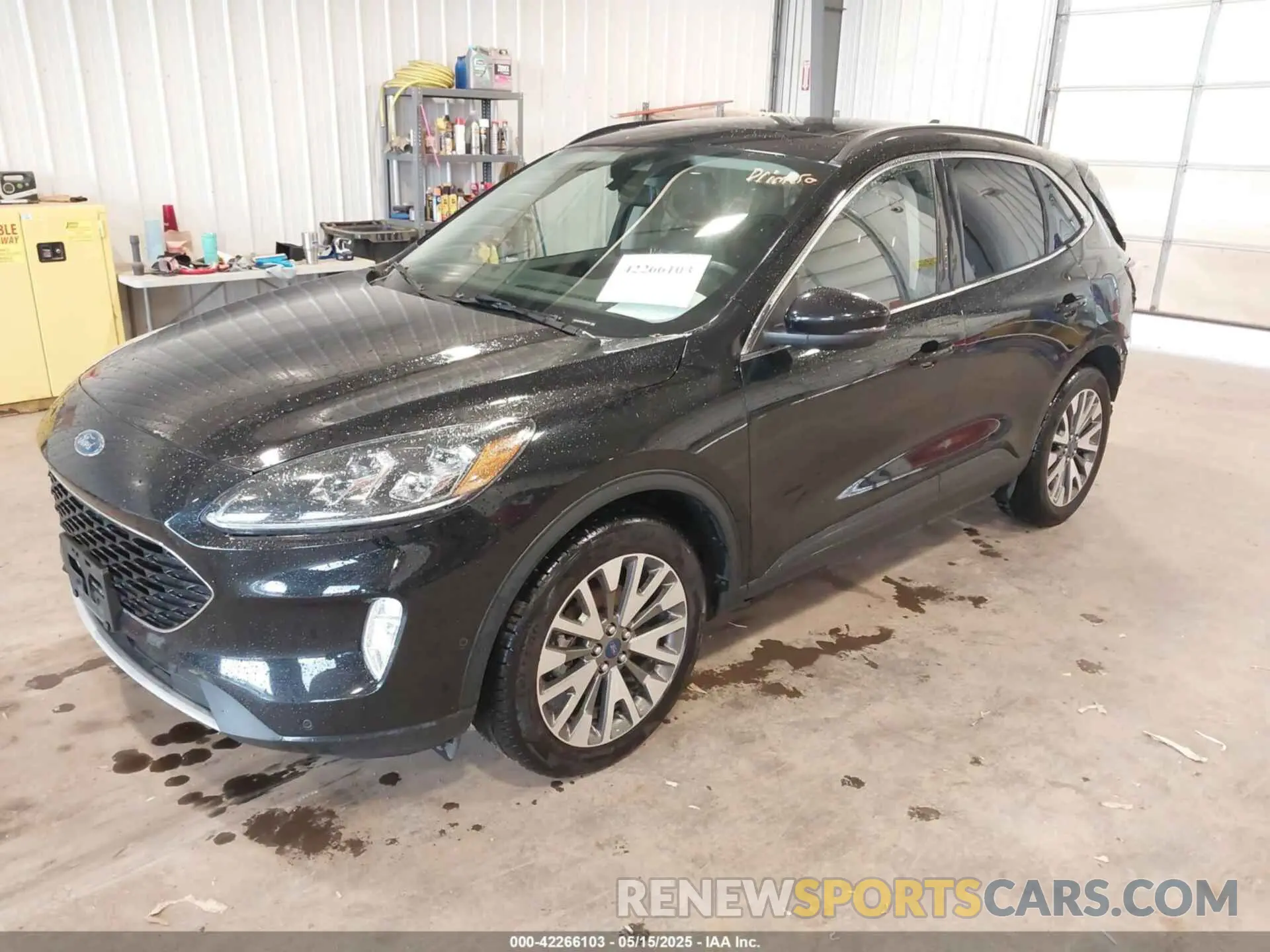 2 Photograph of a damaged car 1FMCU9J93LUB08916 FORD ESCAPE 2020
