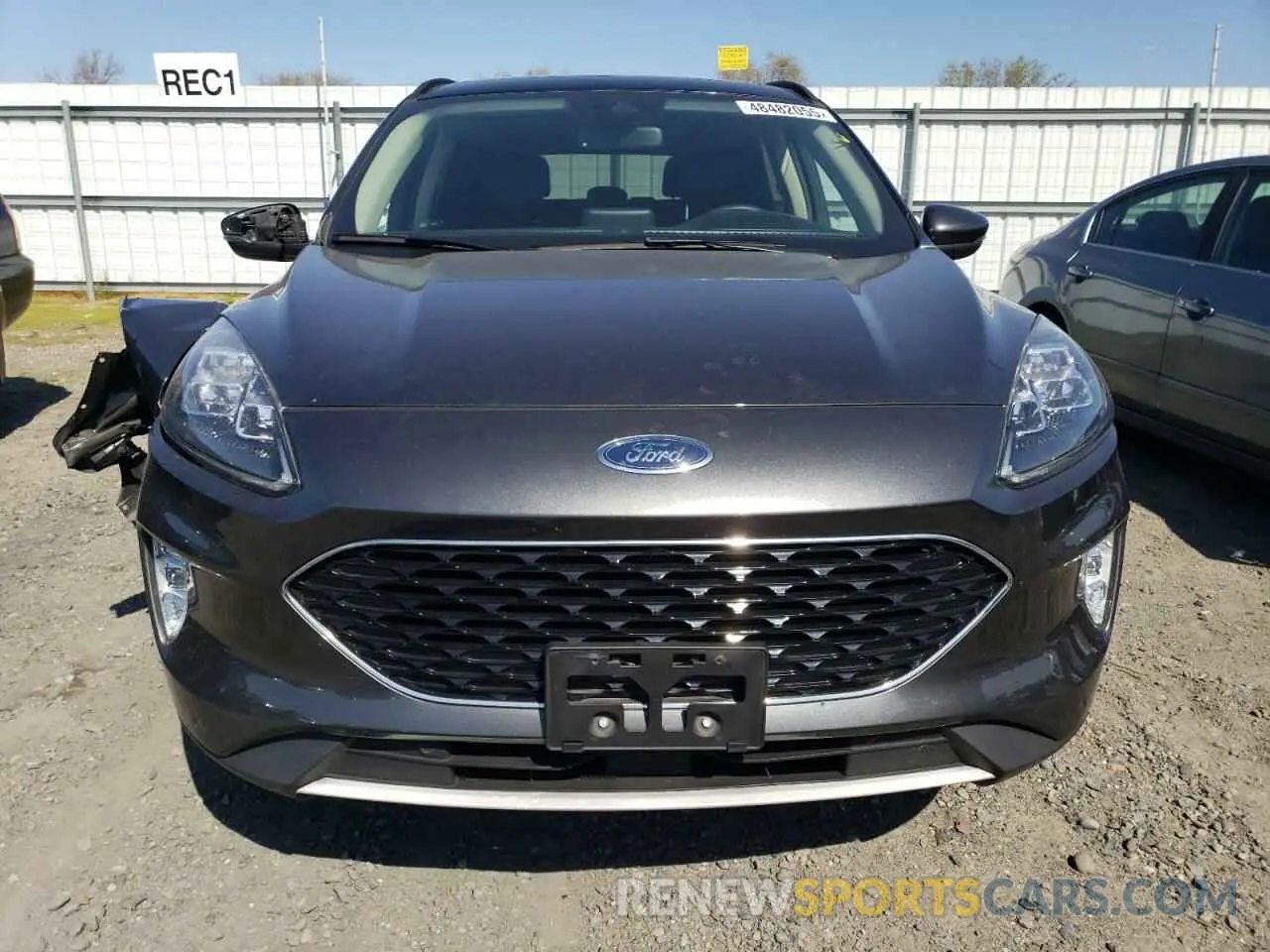 5 Фотография поврежденного автомобиля 1FMCU9J94LUB42511 FORD ESCAPE 2020