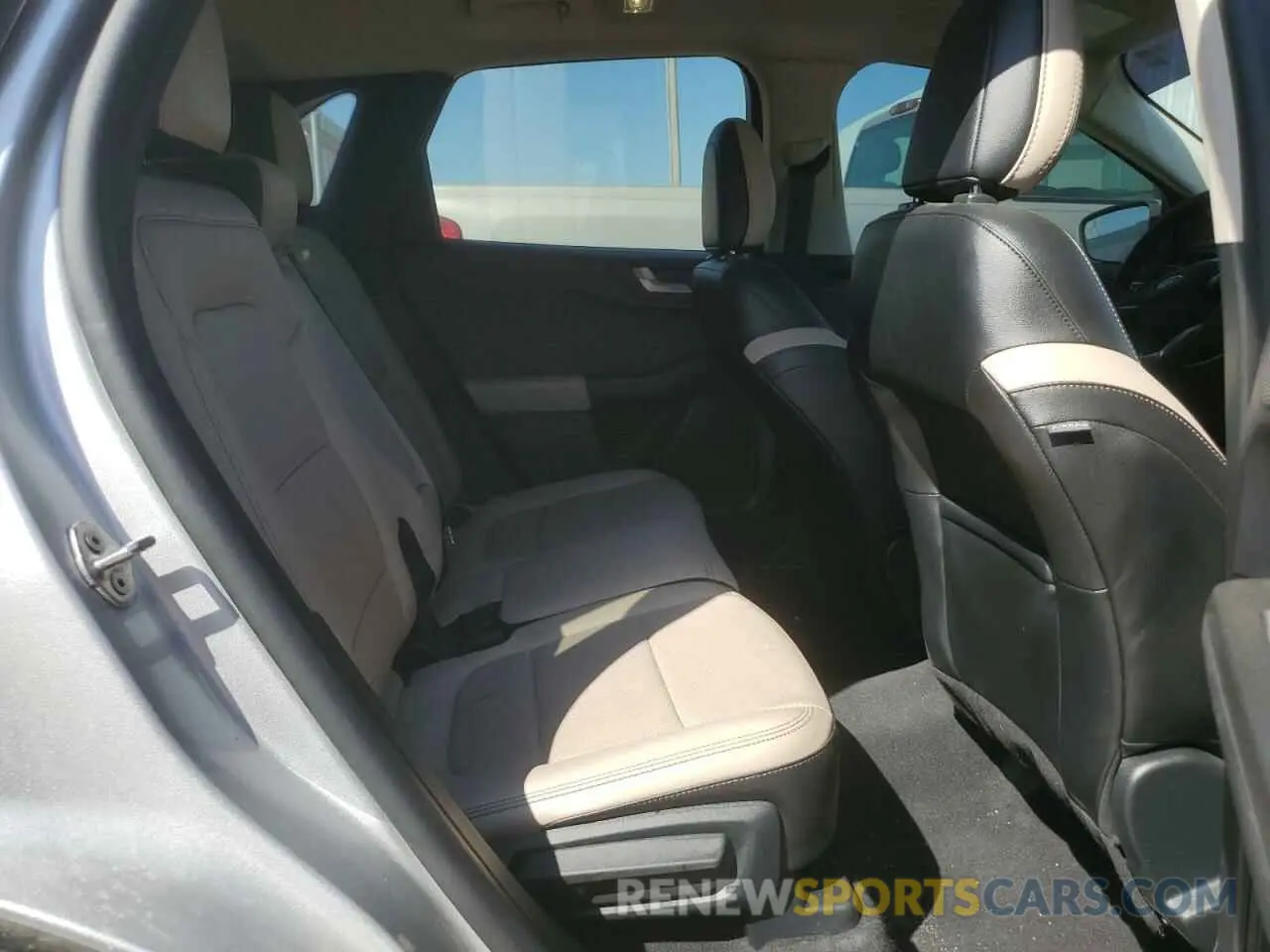 11 Фотография поврежденного автомобиля 1FMCU9J94LUB45439 FORD ESCAPE 2020