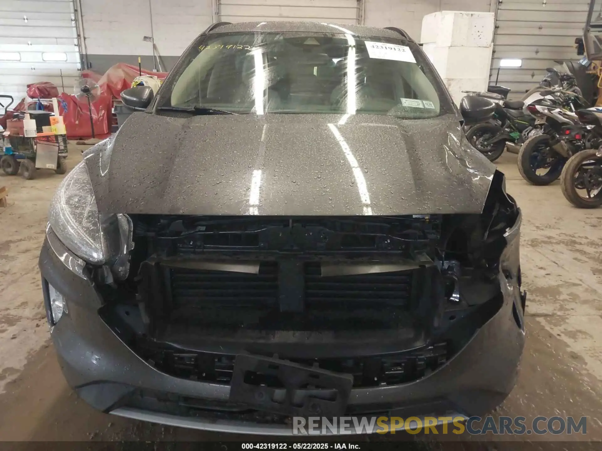 6 Photograph of a damaged car 1FMCU9J95LUA39338 FORD ESCAPE 2020