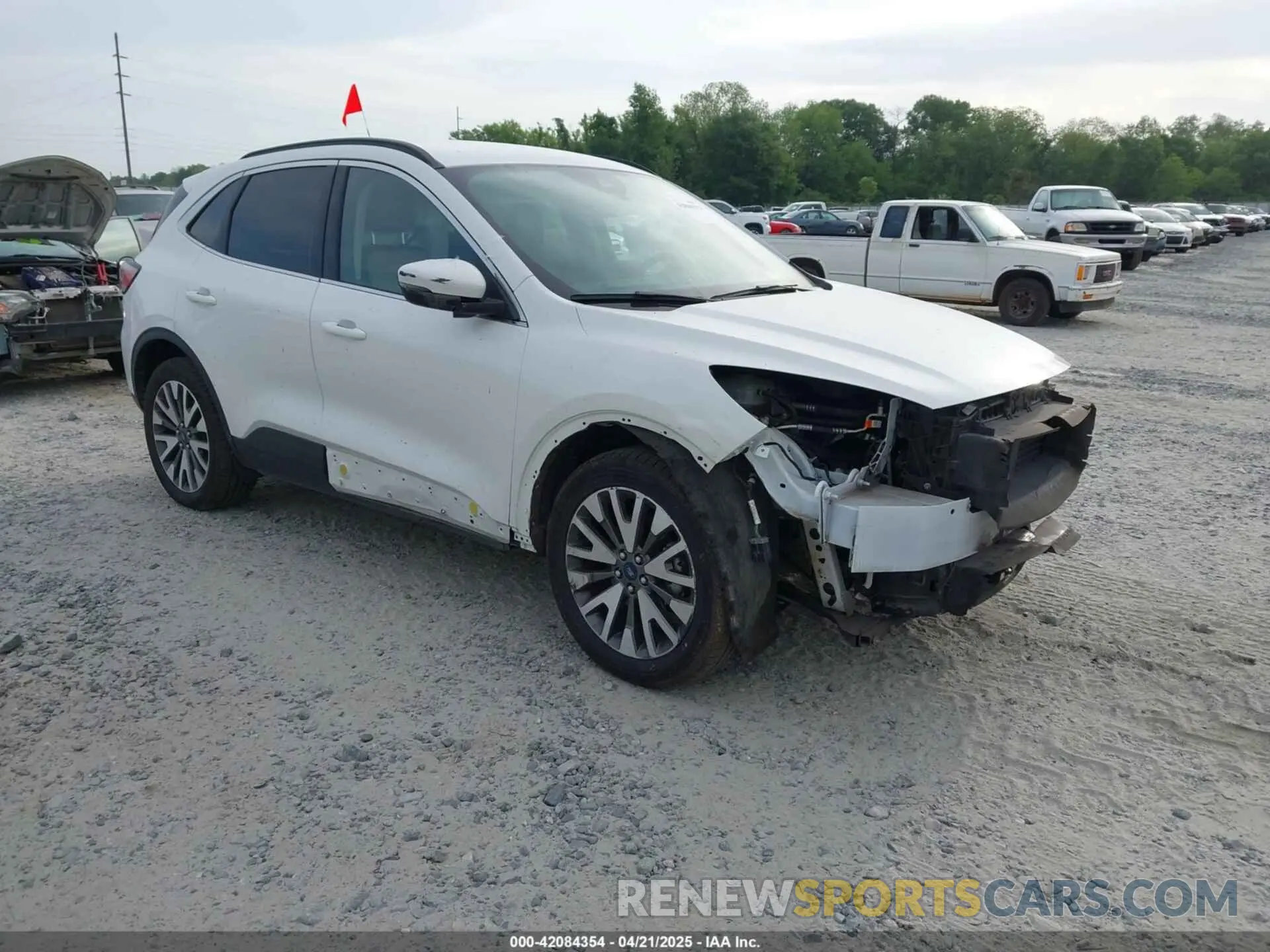 1 Photograph of a damaged car 1FMCU9J96LUB15584 FORD ESCAPE 2020