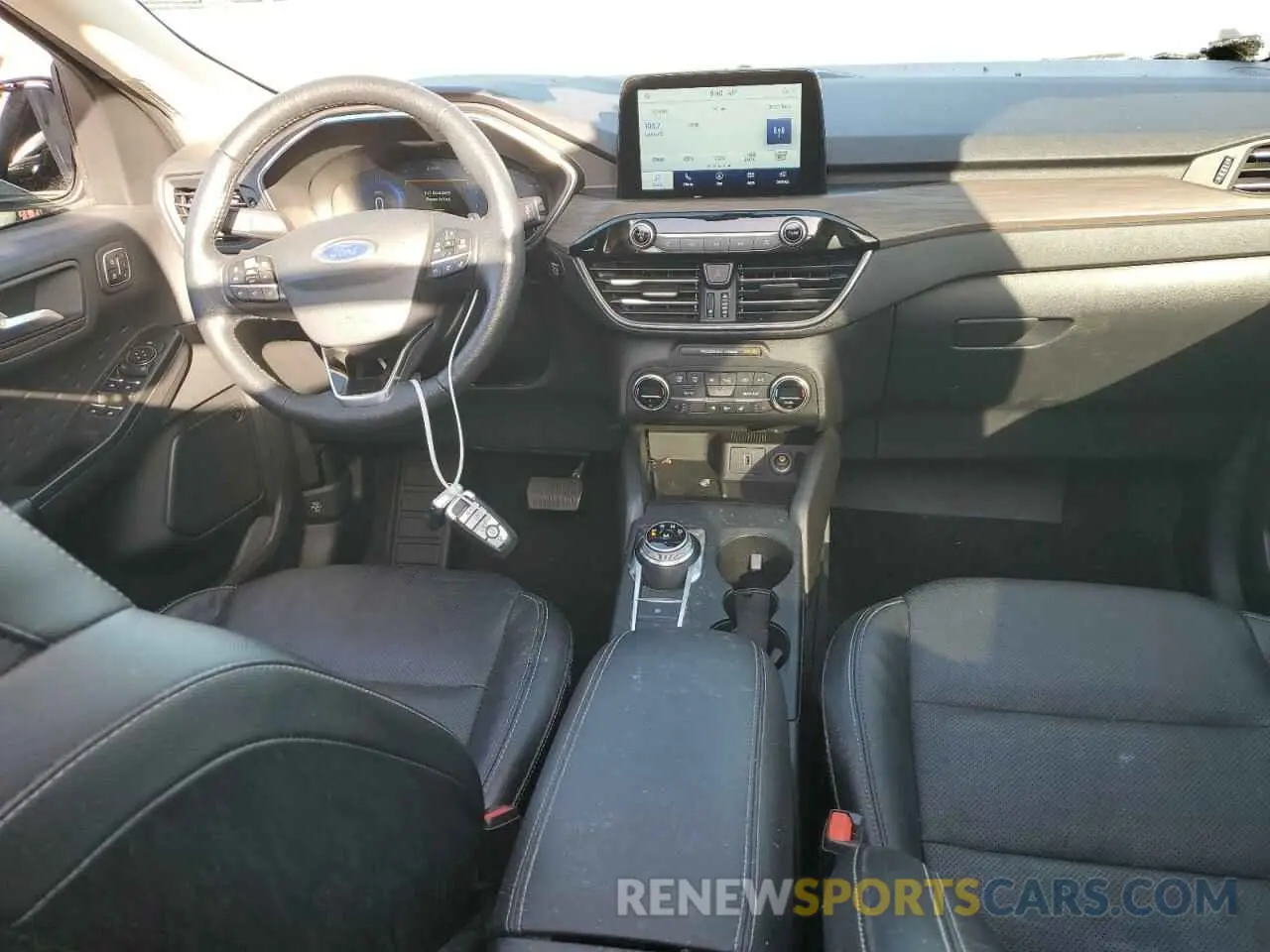 8 Photograph of a damaged car 1FMCU9J96LUC13997 FORD ESCAPE 2020