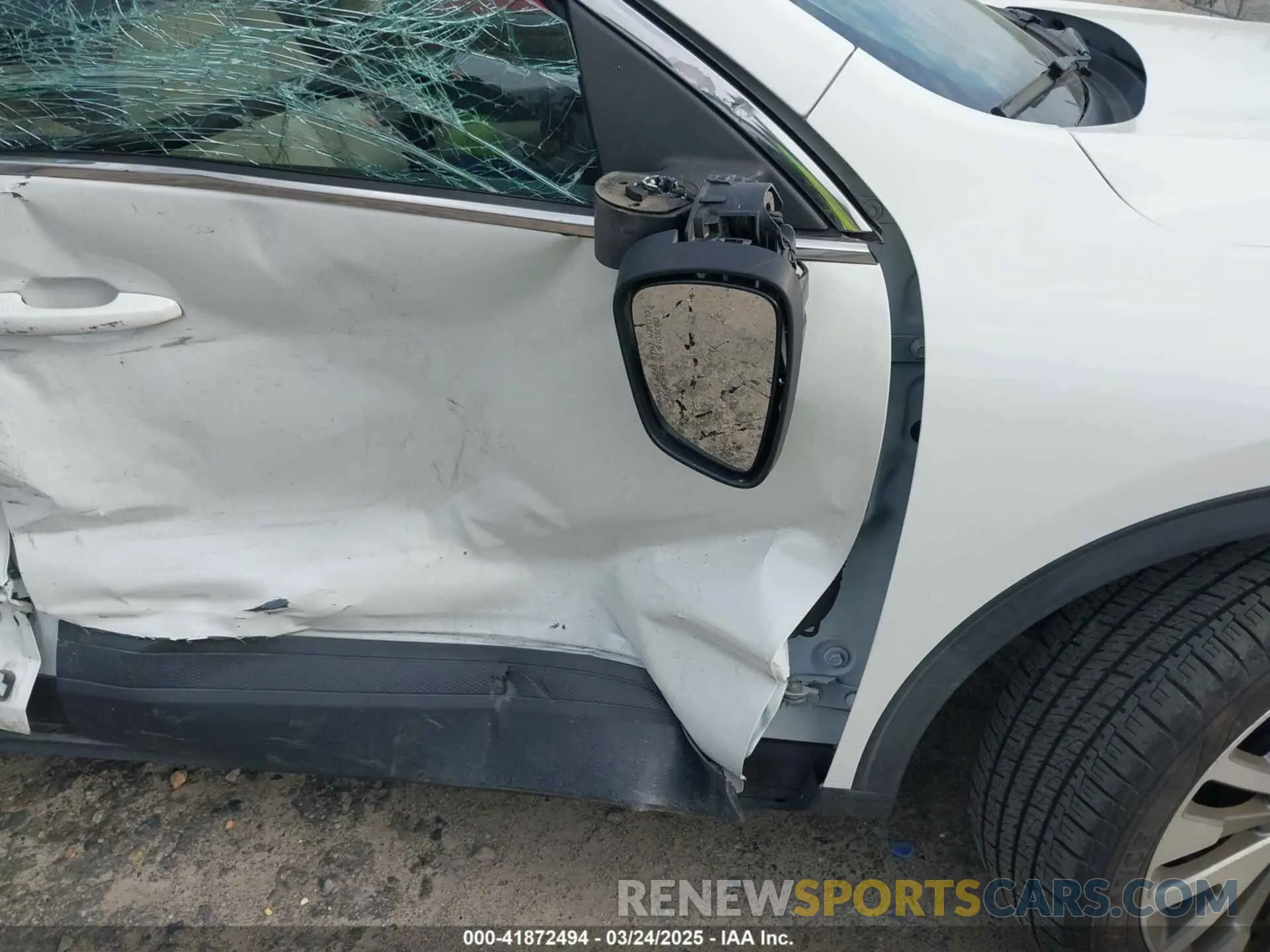 21 Photograph of a damaged car 1FMCU9J99LUB45419 FORD ESCAPE 2020