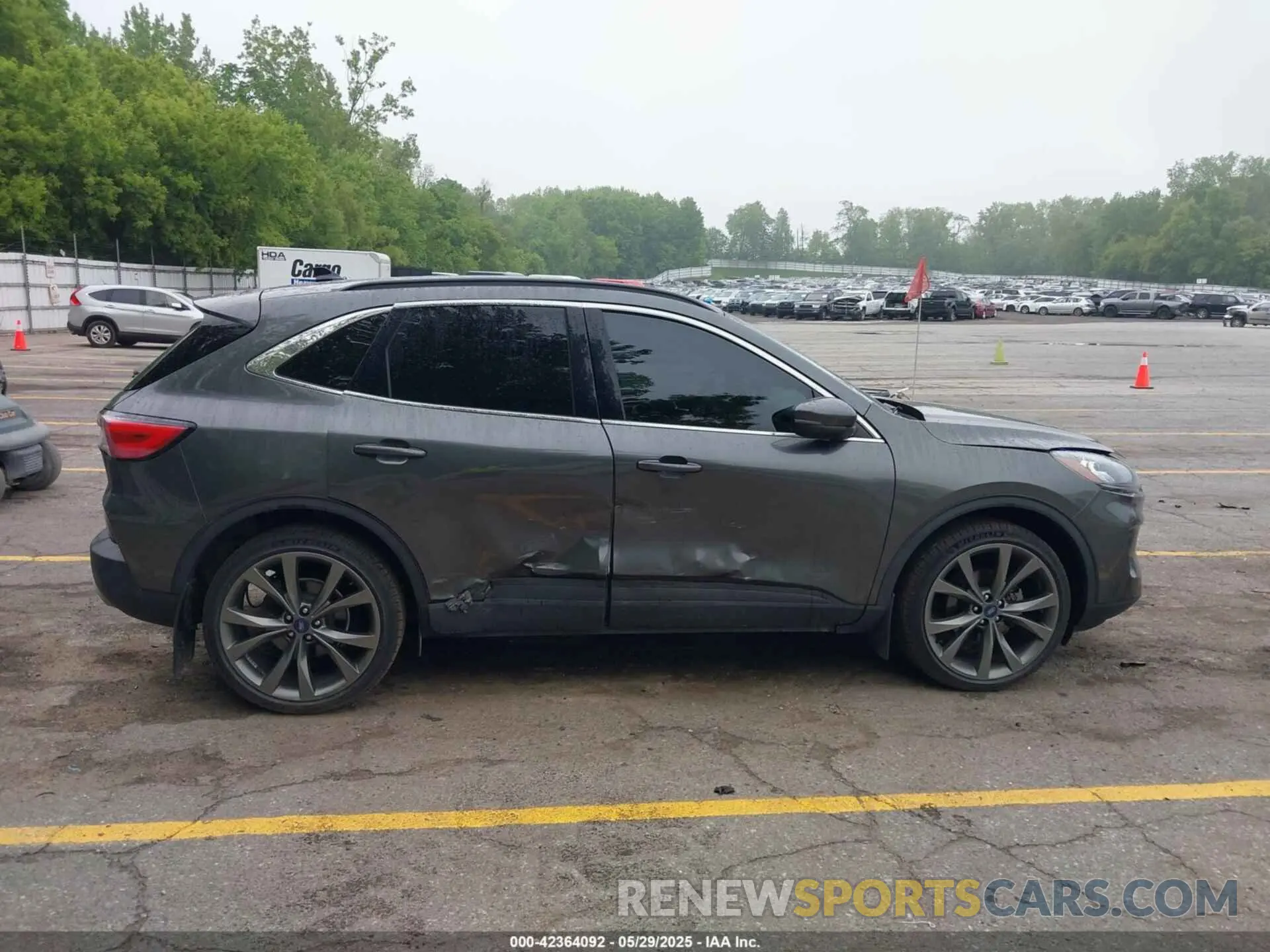 13 Photograph of a damaged car 1FMCU9J9XLUA81357 FORD ESCAPE 2020