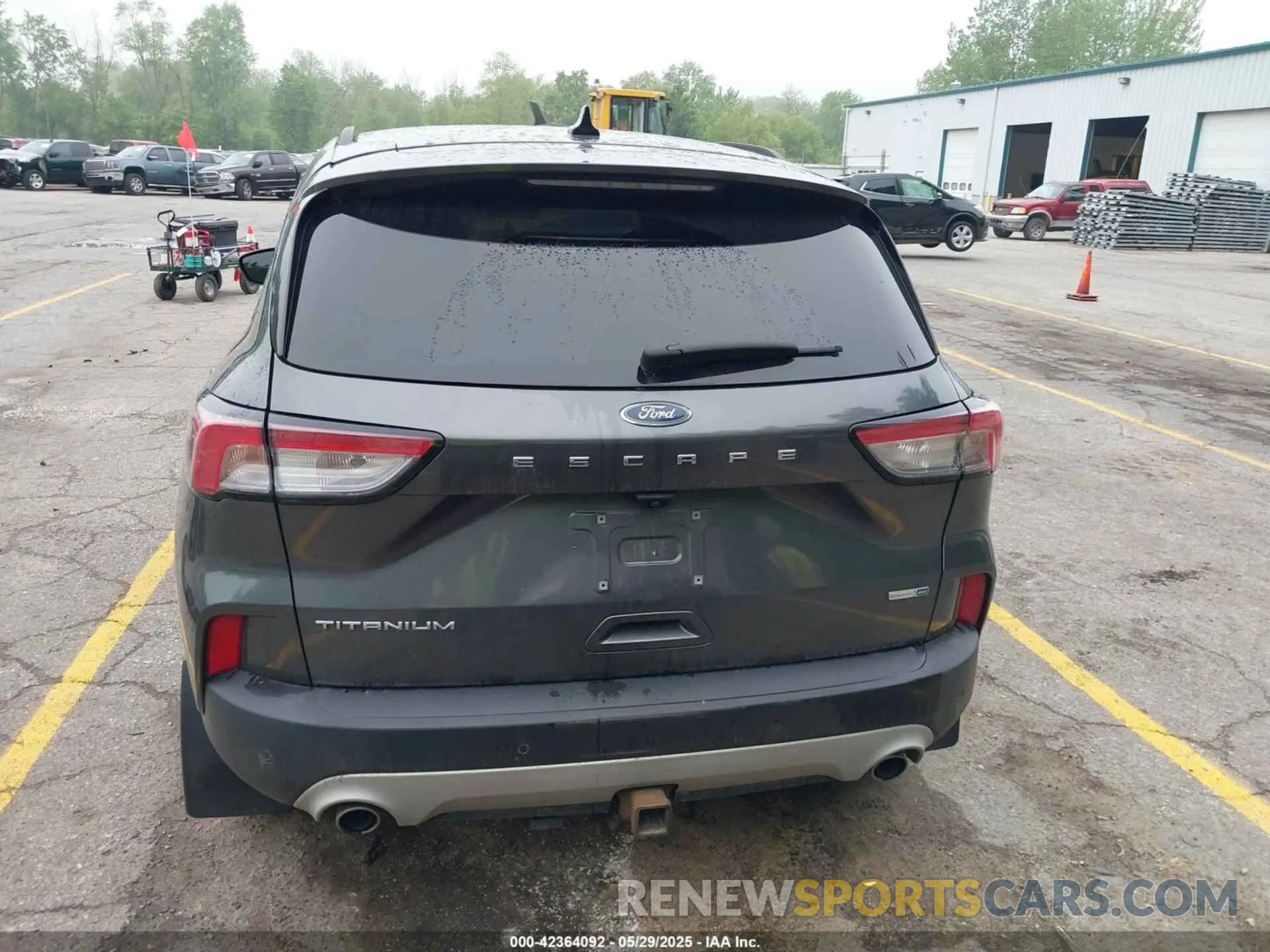16 Photograph of a damaged car 1FMCU9J9XLUA81357 FORD ESCAPE 2020