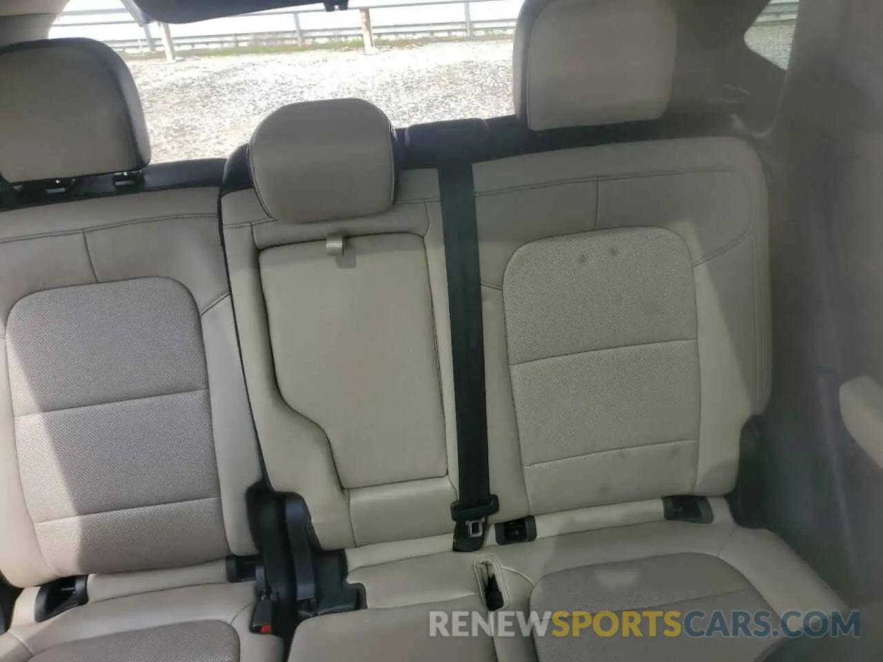 10 Photograph of a damaged car 1FMCU9J9XLUB57675 FORD ESCAPE 2020