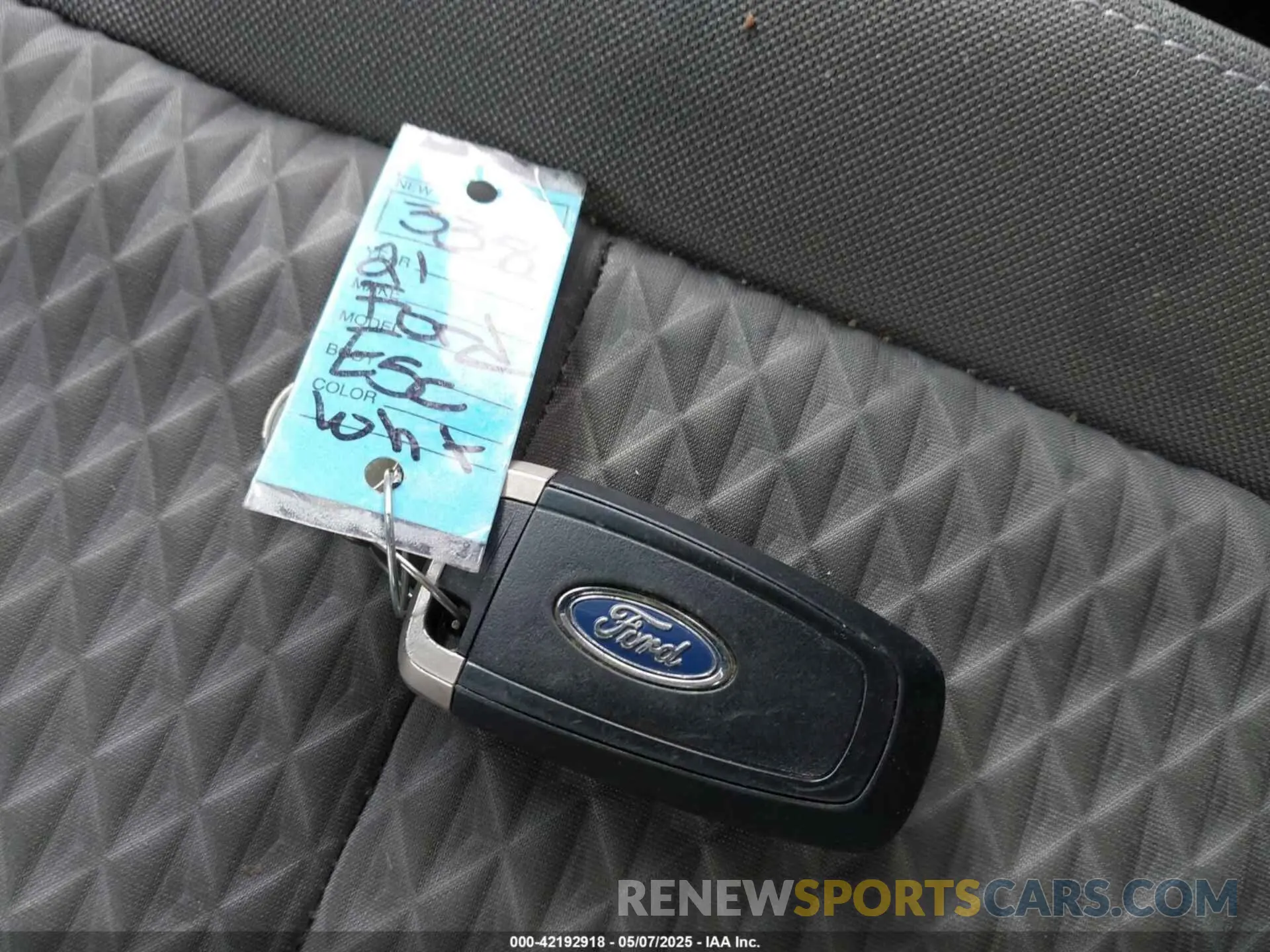 11 Photograph of a damaged car 1FMCU0BZ3MUB23654 FORD ESCAPE 2021