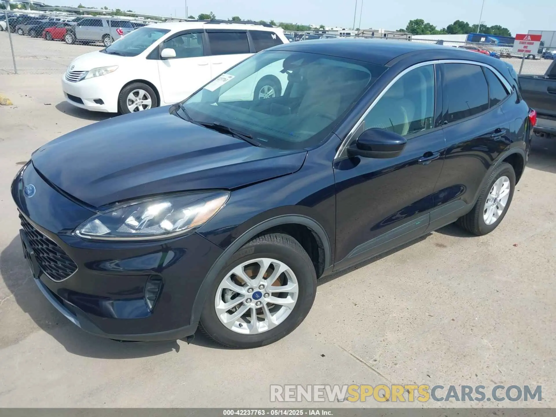 2 Фотография поврежденного автомобиля 1FMCU0BZ8MUA40236 FORD ESCAPE 2021