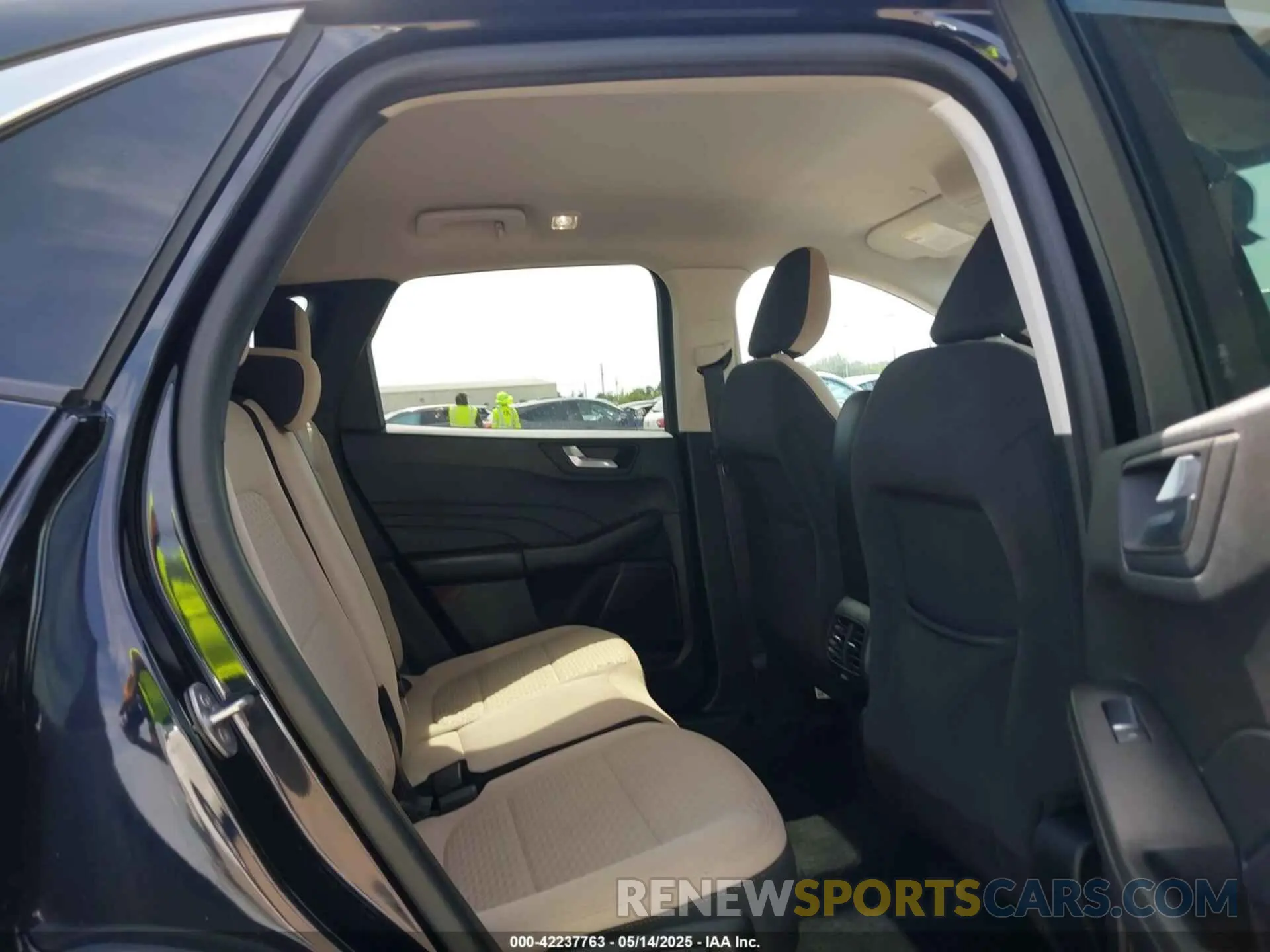 8 Фотография поврежденного автомобиля 1FMCU0BZ8MUA40236 FORD ESCAPE 2021