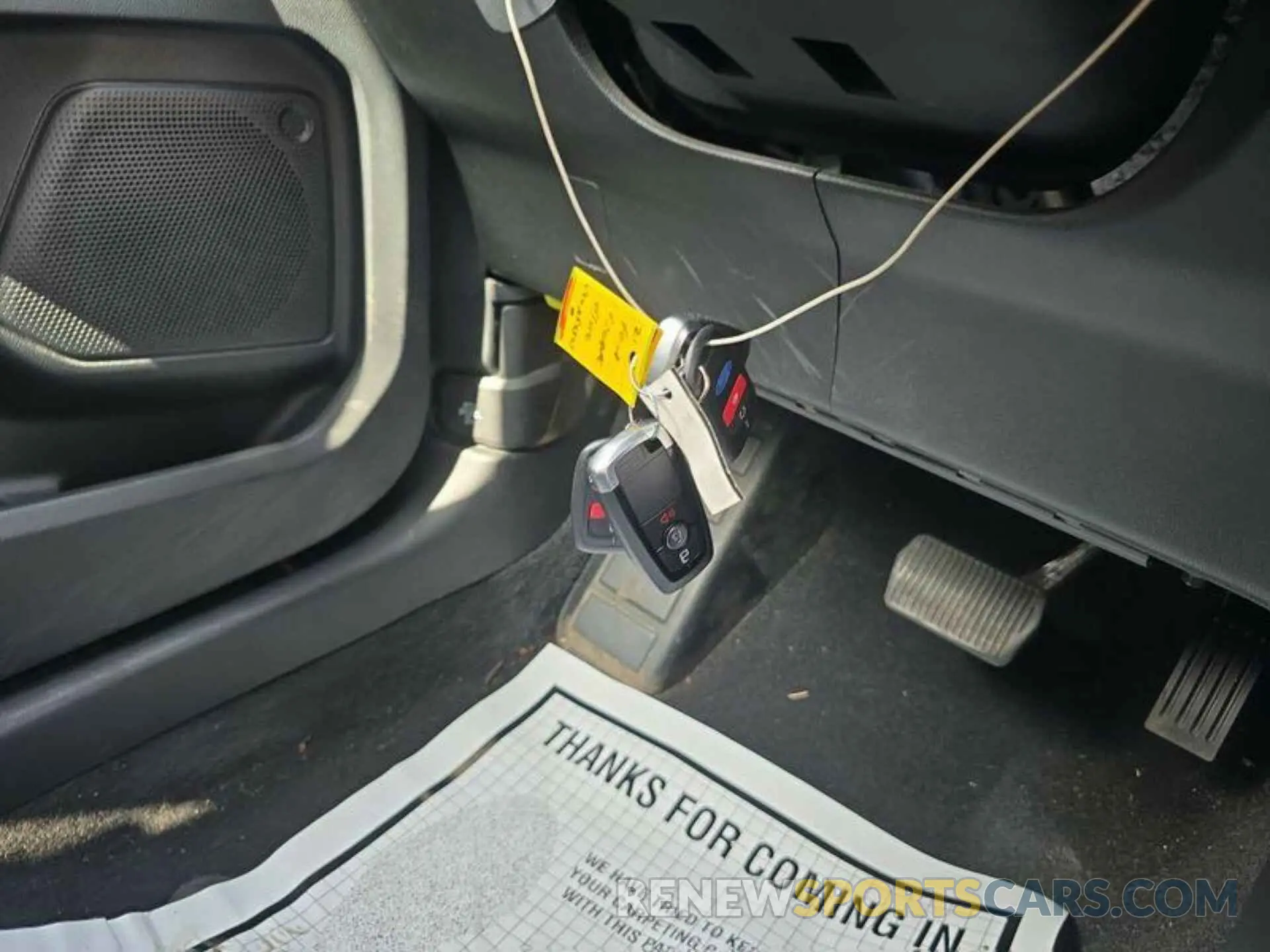 3 Photograph of a damaged car 1FMCU0BZ8MUA52323 FORD ESCAPE 2021