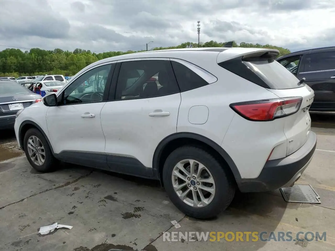 2 Photograph of a damaged car 1FMCU0BZXMUA59452 FORD ESCAPE 2021