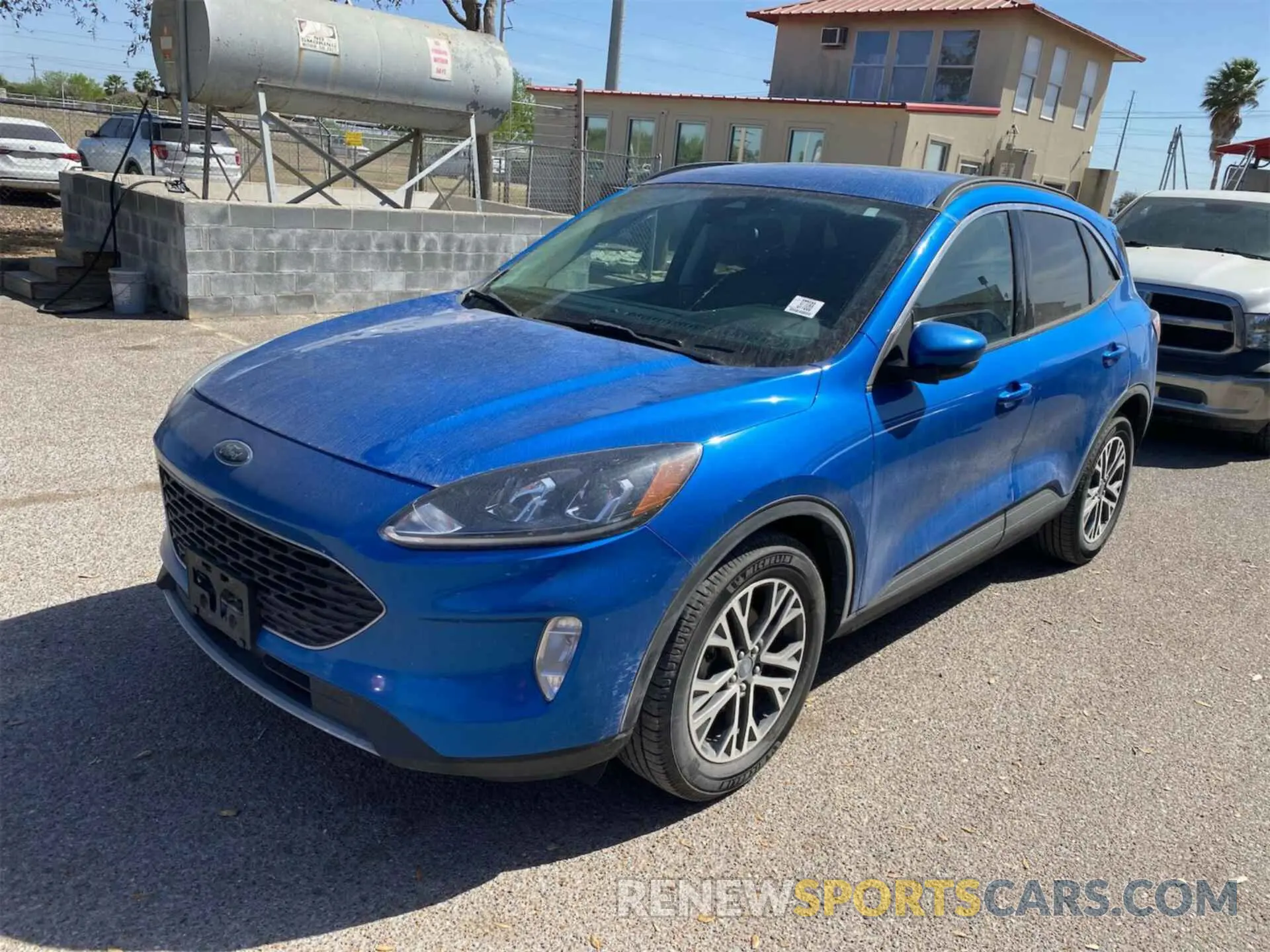 10 Photograph of a damaged car 1FMCU0CZ9MUA50773 FORD ESCAPE 2021