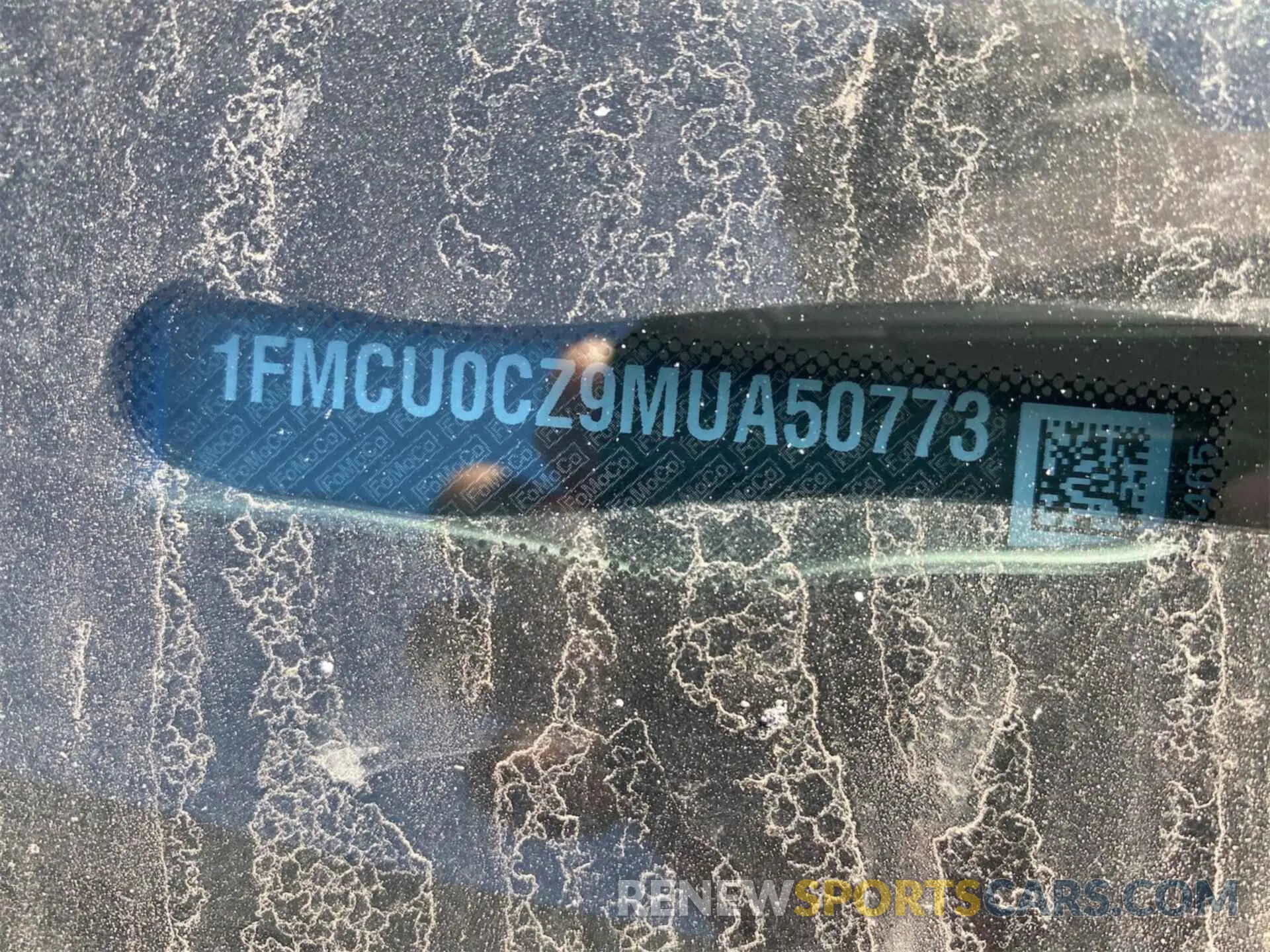 35 Photograph of a damaged car 1FMCU0CZ9MUA50773 FORD ESCAPE 2021