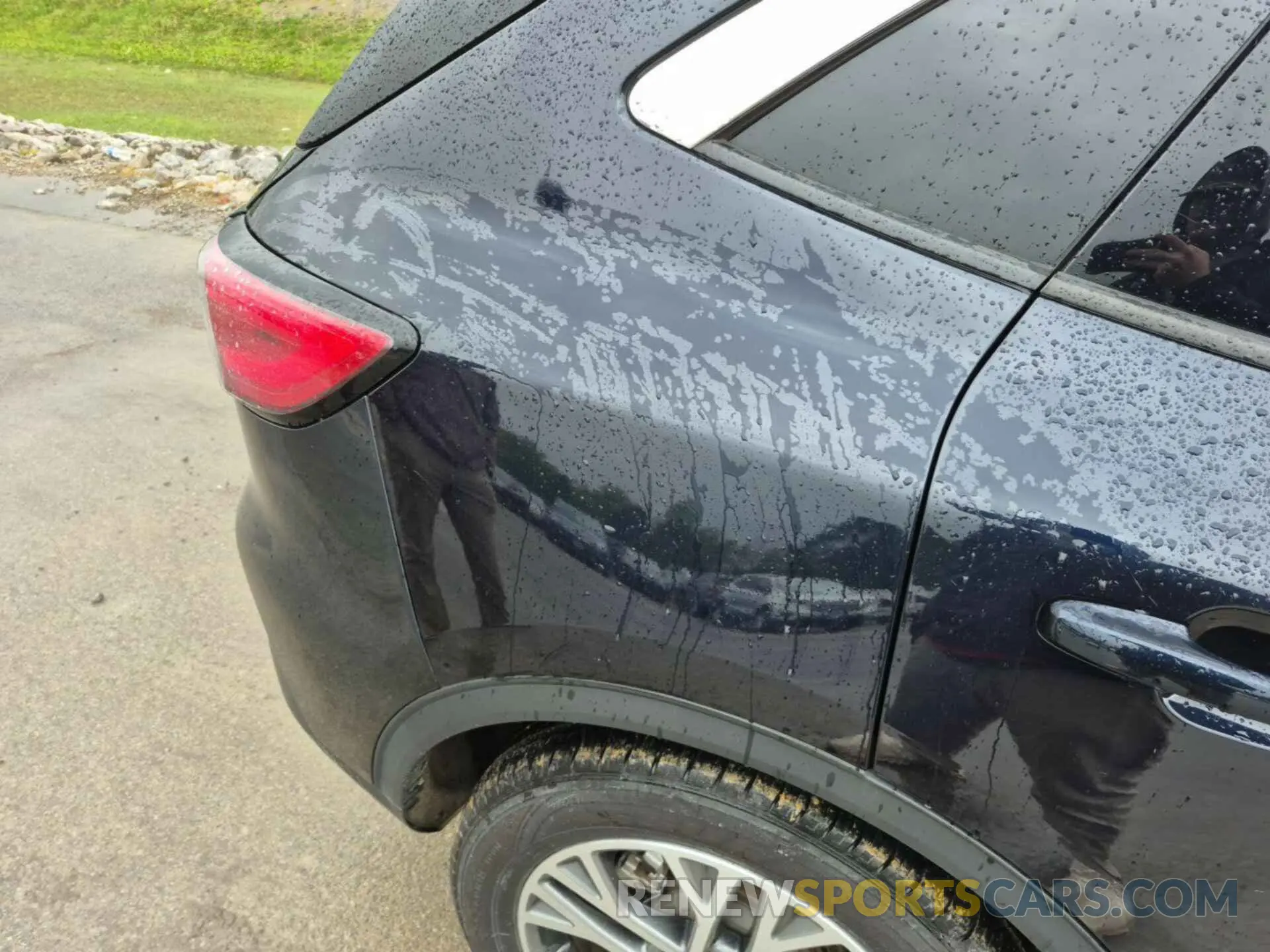 3 Photograph of a damaged car 1FMCU0CZ9MUB25164 FORD ESCAPE 2021
