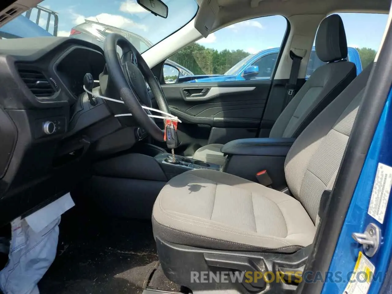 7 Photograph of a damaged car 1FMCU0F61MUA97278 FORD ESCAPE 2021