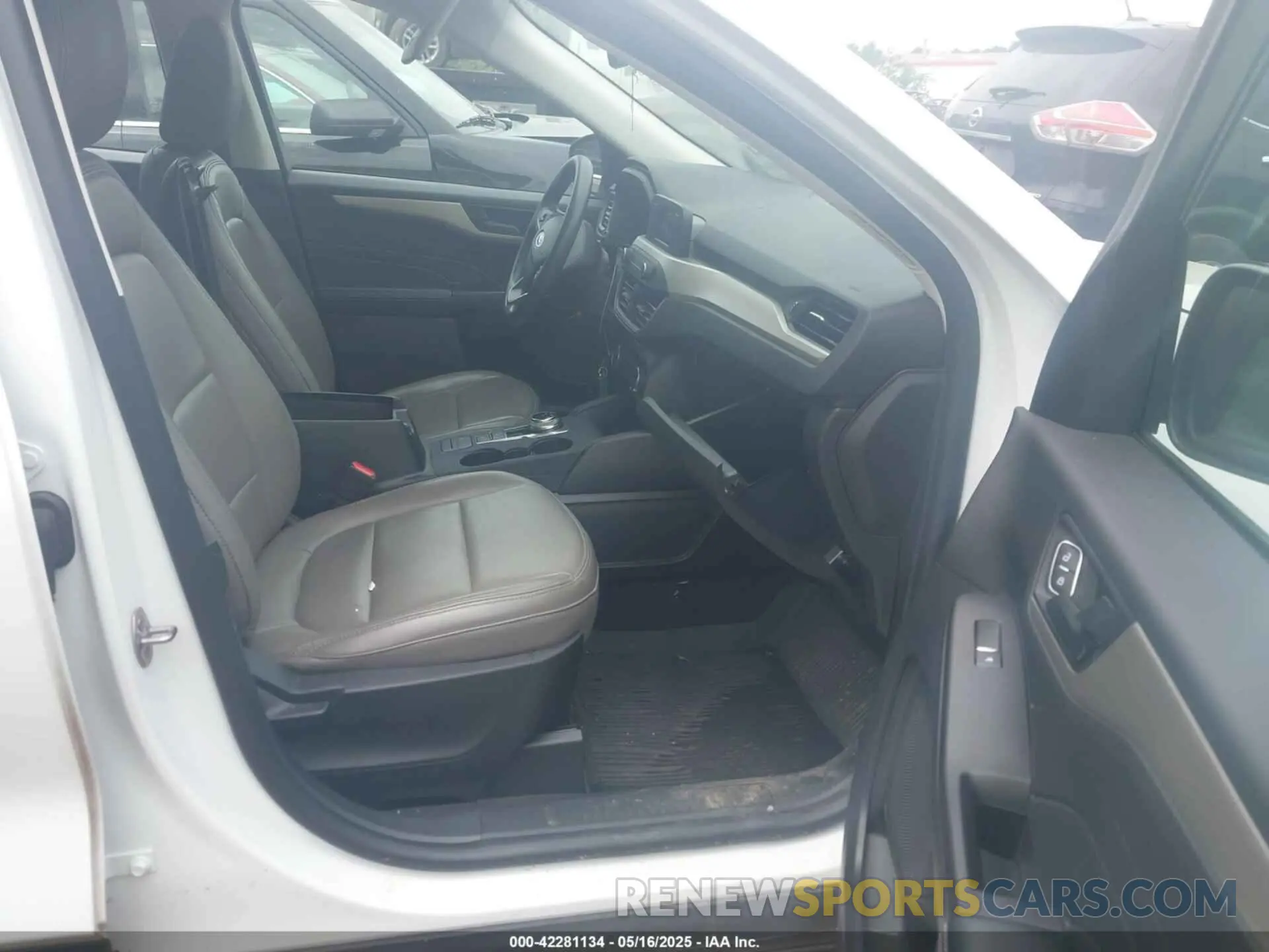 5 Фотография поврежденного автомобиля 1FMCU0F62MUA77668 FORD ESCAPE 2021