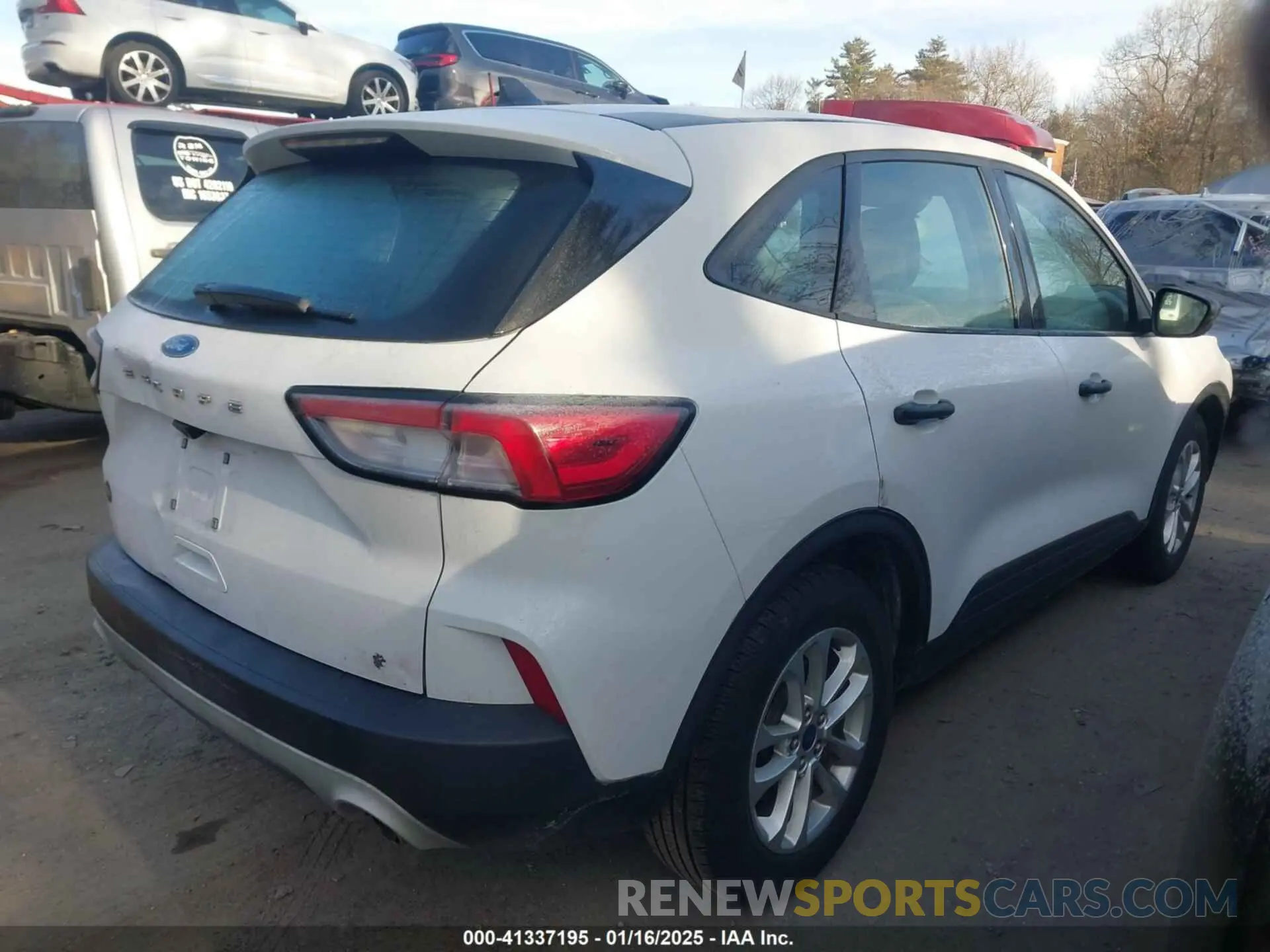 4 Фотография поврежденного автомобиля 1FMCU0F69MUA18181 FORD ESCAPE 2021