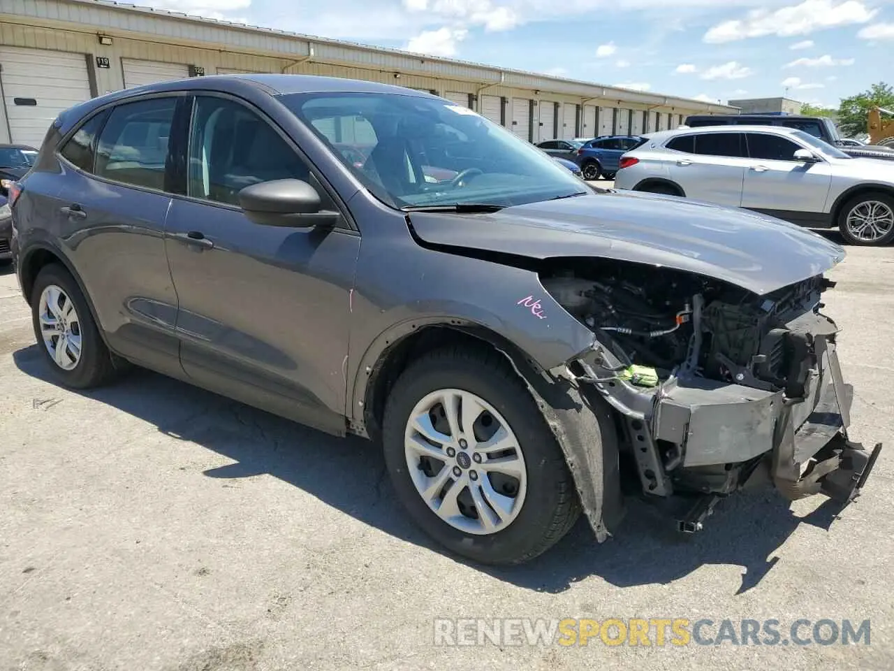 4 Photograph of a damaged car 1FMCU0F6XMUA30212 FORD ESCAPE 2021