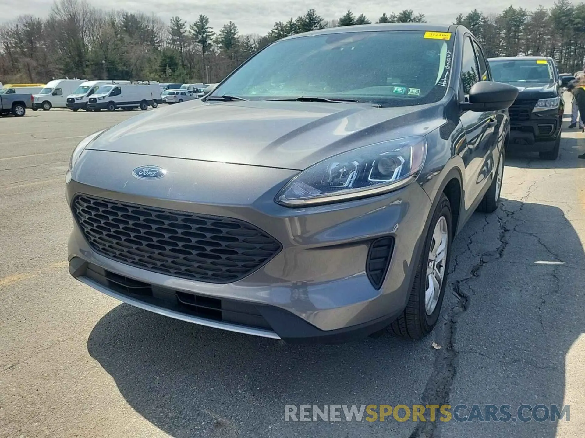 21 Photograph of a damaged car 1FMCU0F6XMUB00596 FORD ESCAPE 2021
