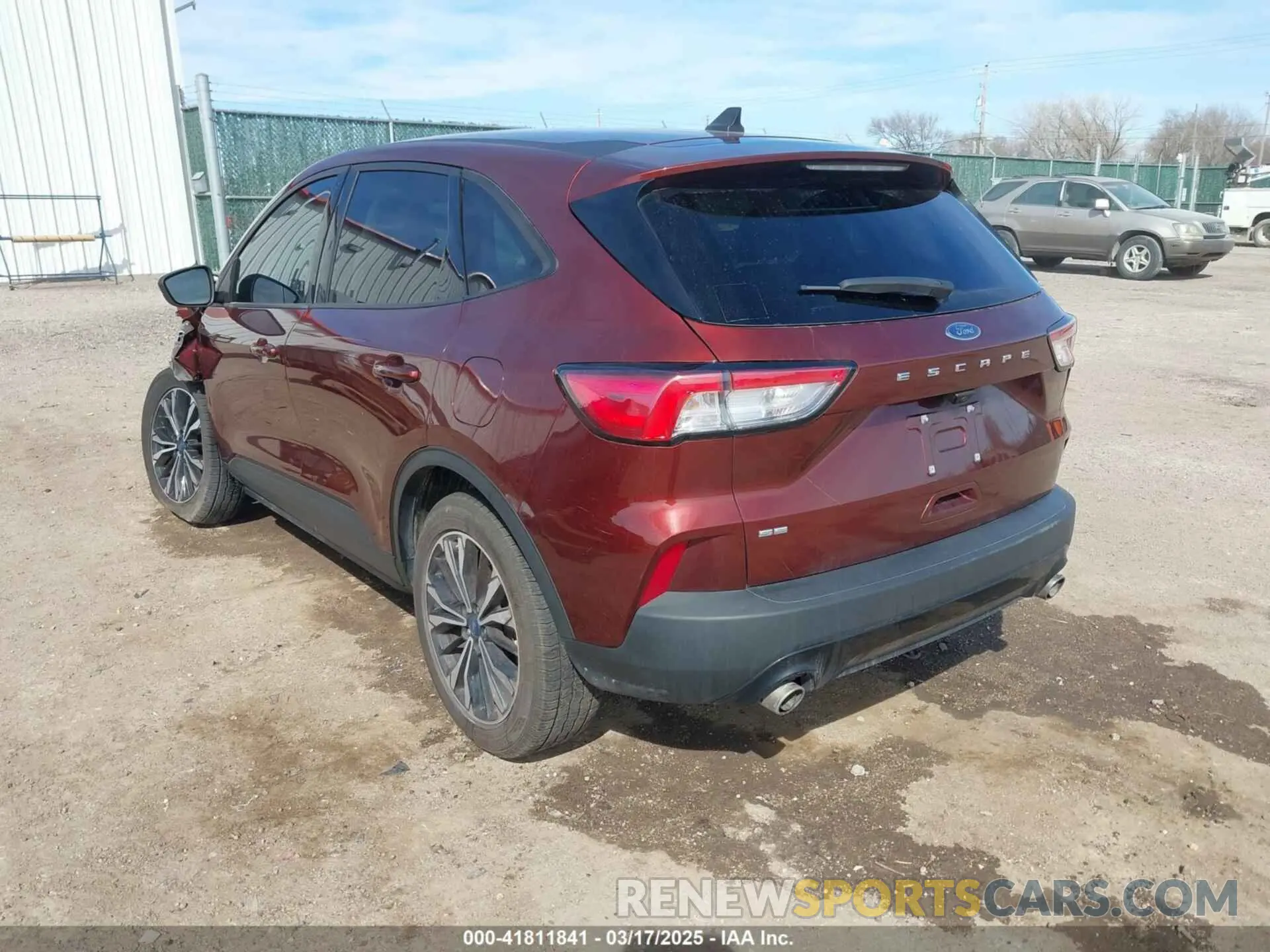 3 Photograph of a damaged car 1FMCU0G60MUA24997 FORD ESCAPE 2021