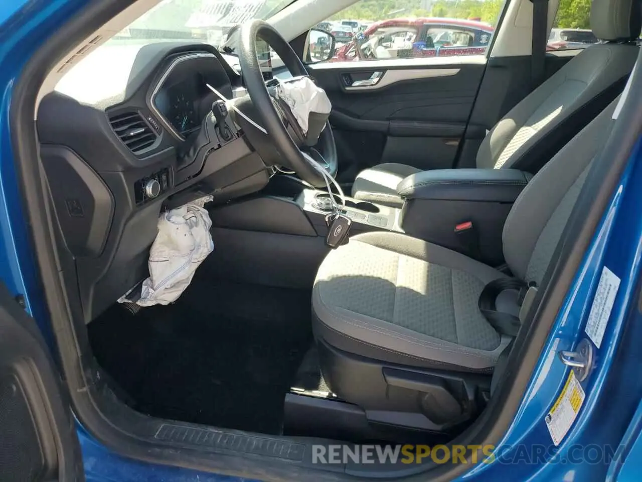 7 Photograph of a damaged car 1FMCU0G60MUA95455 FORD ESCAPE 2021
