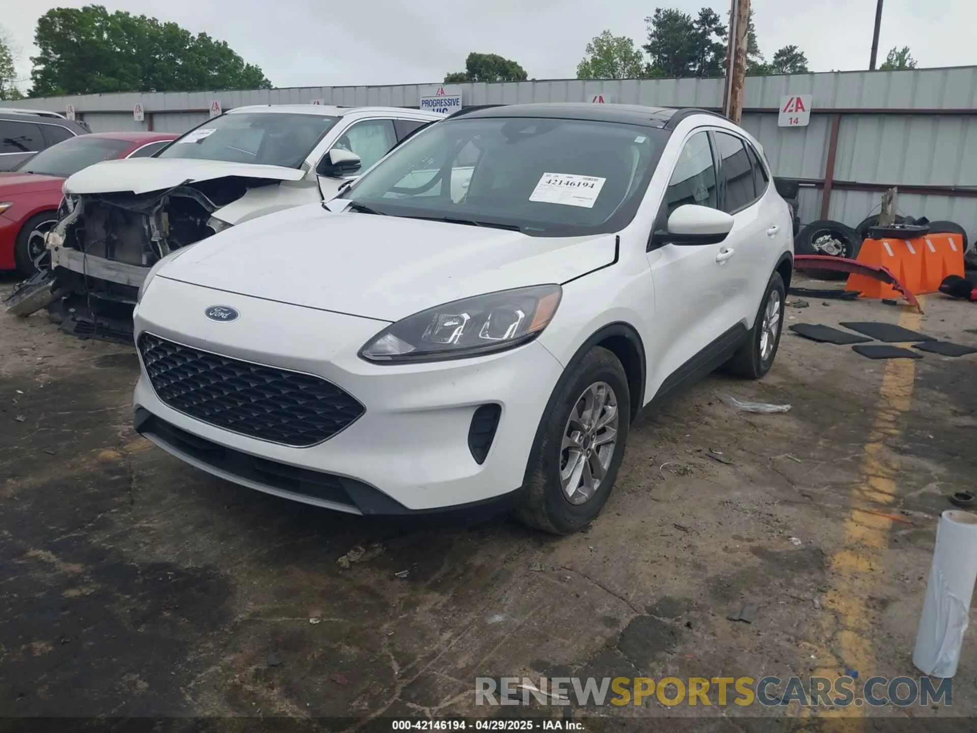 2 Фотография поврежденного автомобиля 1FMCU0G60MUB10259 FORD ESCAPE 2021