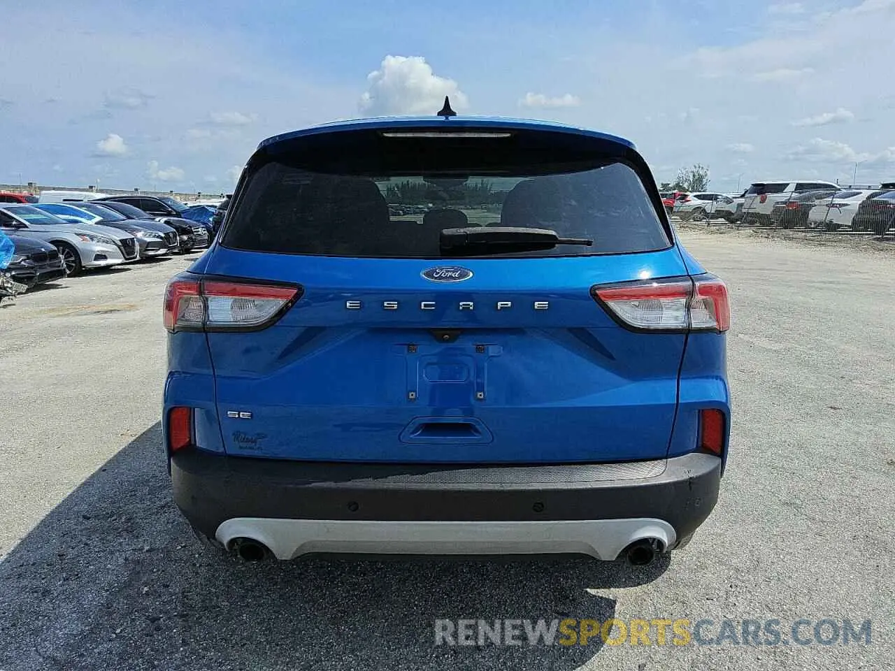 6 Photograph of a damaged car 1FMCU0G61MUA69897 FORD ESCAPE 2021