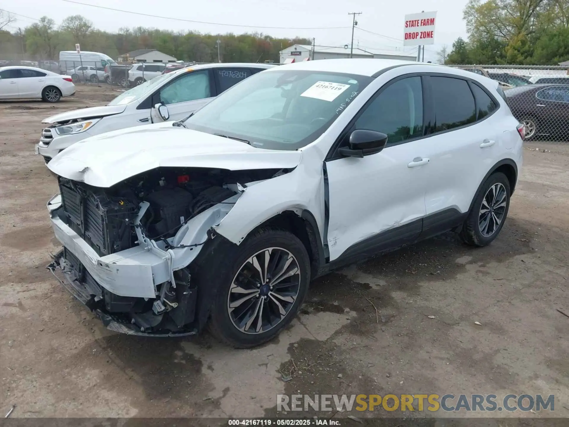 2 Photograph of a damaged car 1FMCU0G63MUA46962 FORD ESCAPE 2021
