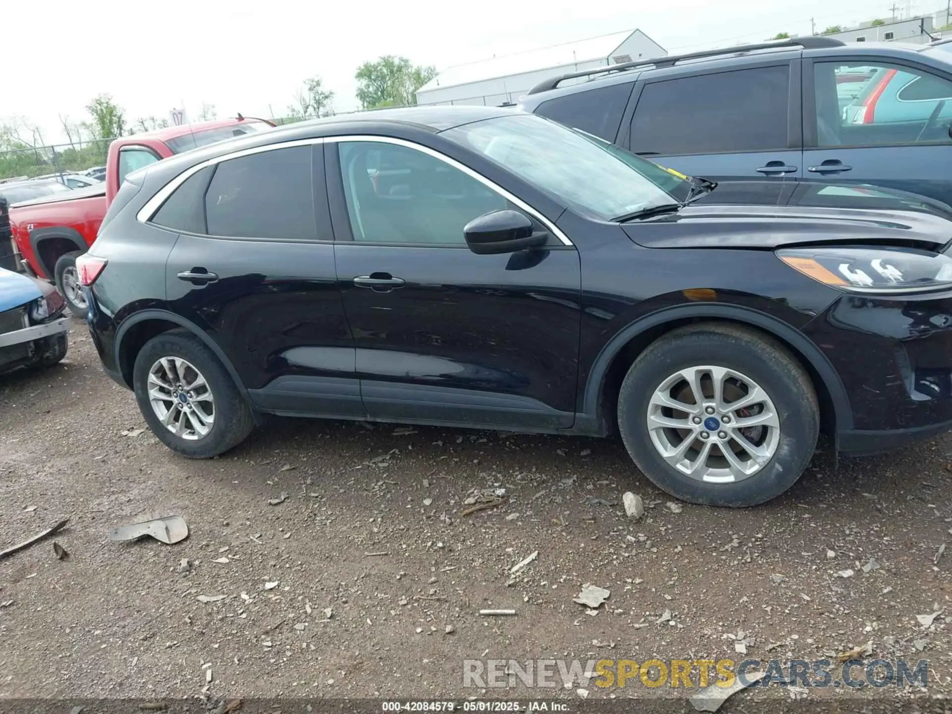 13 Фотография поврежденного автомобиля 1FMCU0G65MUB10368 FORD ESCAPE 2021