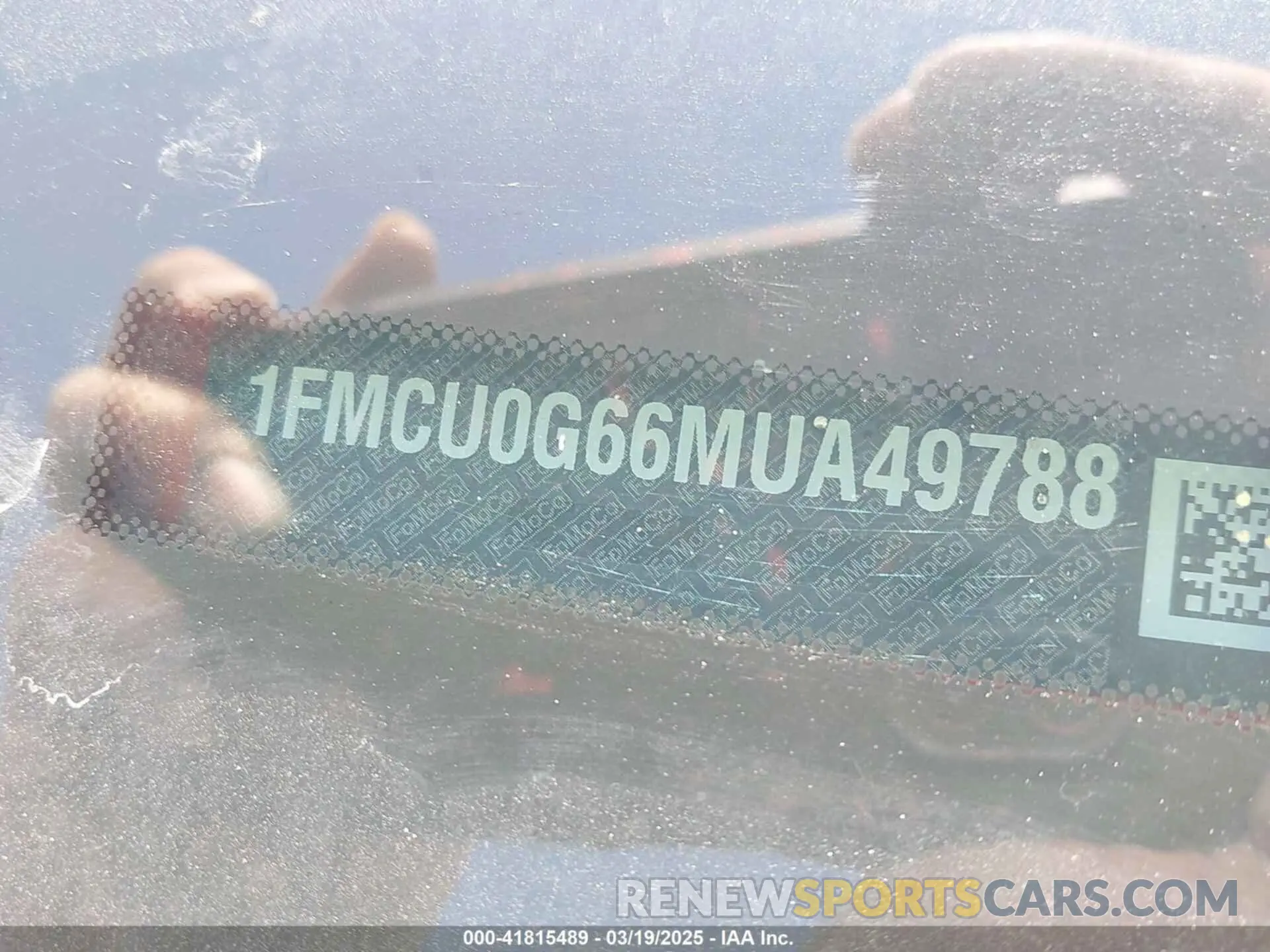 9 Photograph of a damaged car 1FMCU0G66MUA49788 FORD ESCAPE 2021