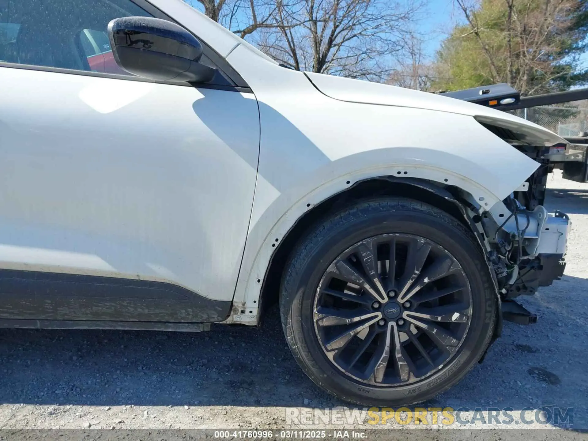 20 Photograph of a damaged car 1FMCU0G66MUA99719 FORD ESCAPE 2021