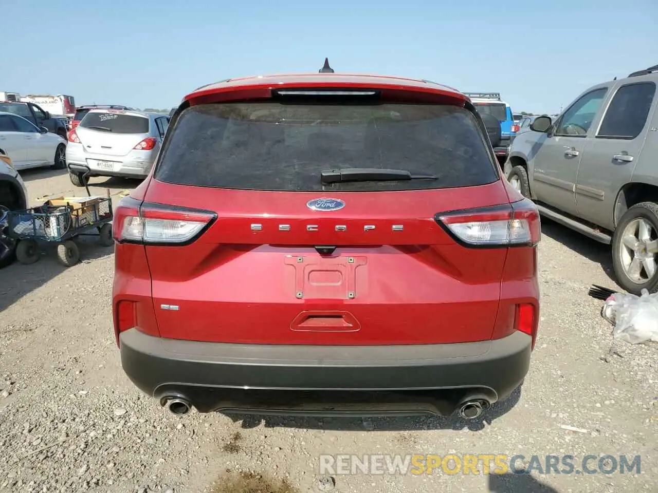 6 Photograph of a damaged car 1FMCU0G66MUB09987 FORD ESCAPE 2021