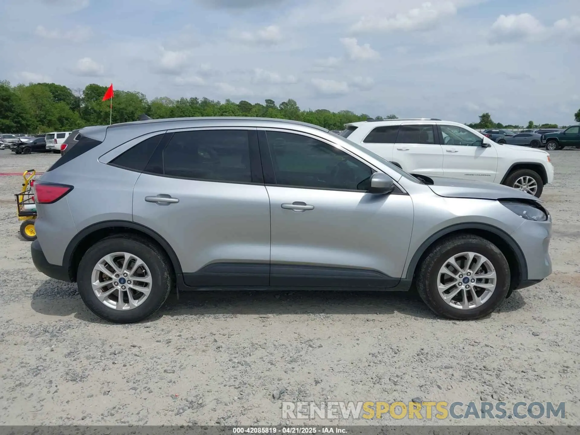 13 Фотография поврежденного автомобиля 1FMCU0G67MUA99969 FORD ESCAPE 2021