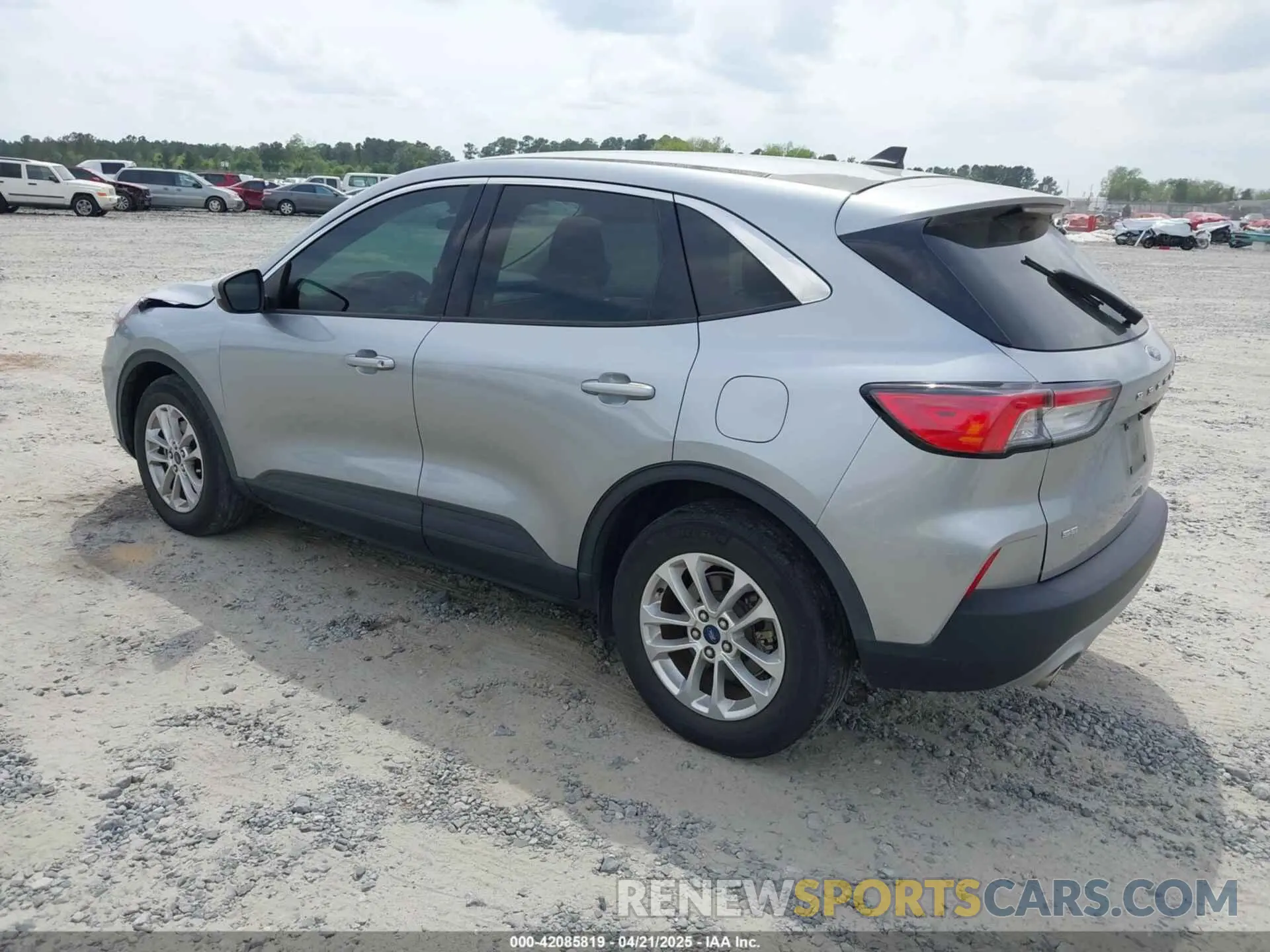 3 Фотография поврежденного автомобиля 1FMCU0G67MUA99969 FORD ESCAPE 2021