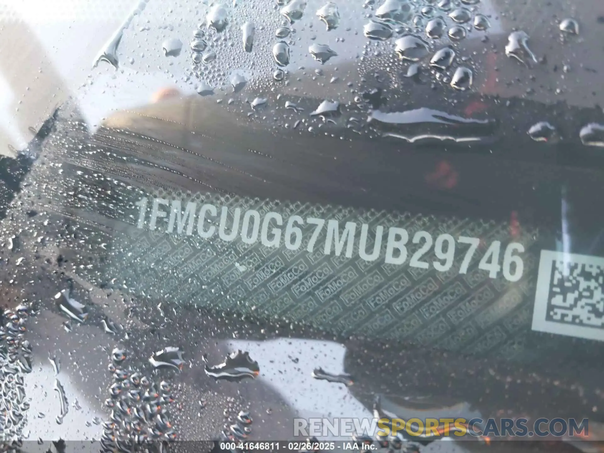 9 Photograph of a damaged car 1FMCU0G67MUB29746 FORD ESCAPE 2021
